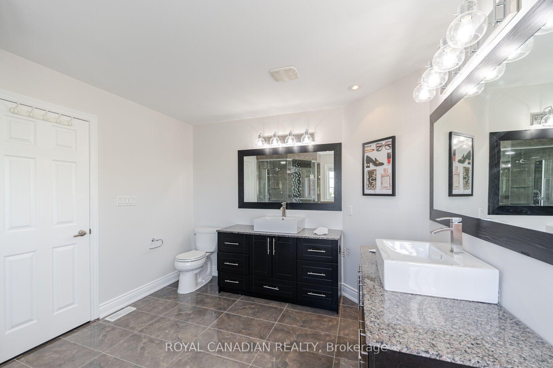 Photo 29 of 33 Rubysilver Drive, Brampton, Vales of Castlemore — HOMEH