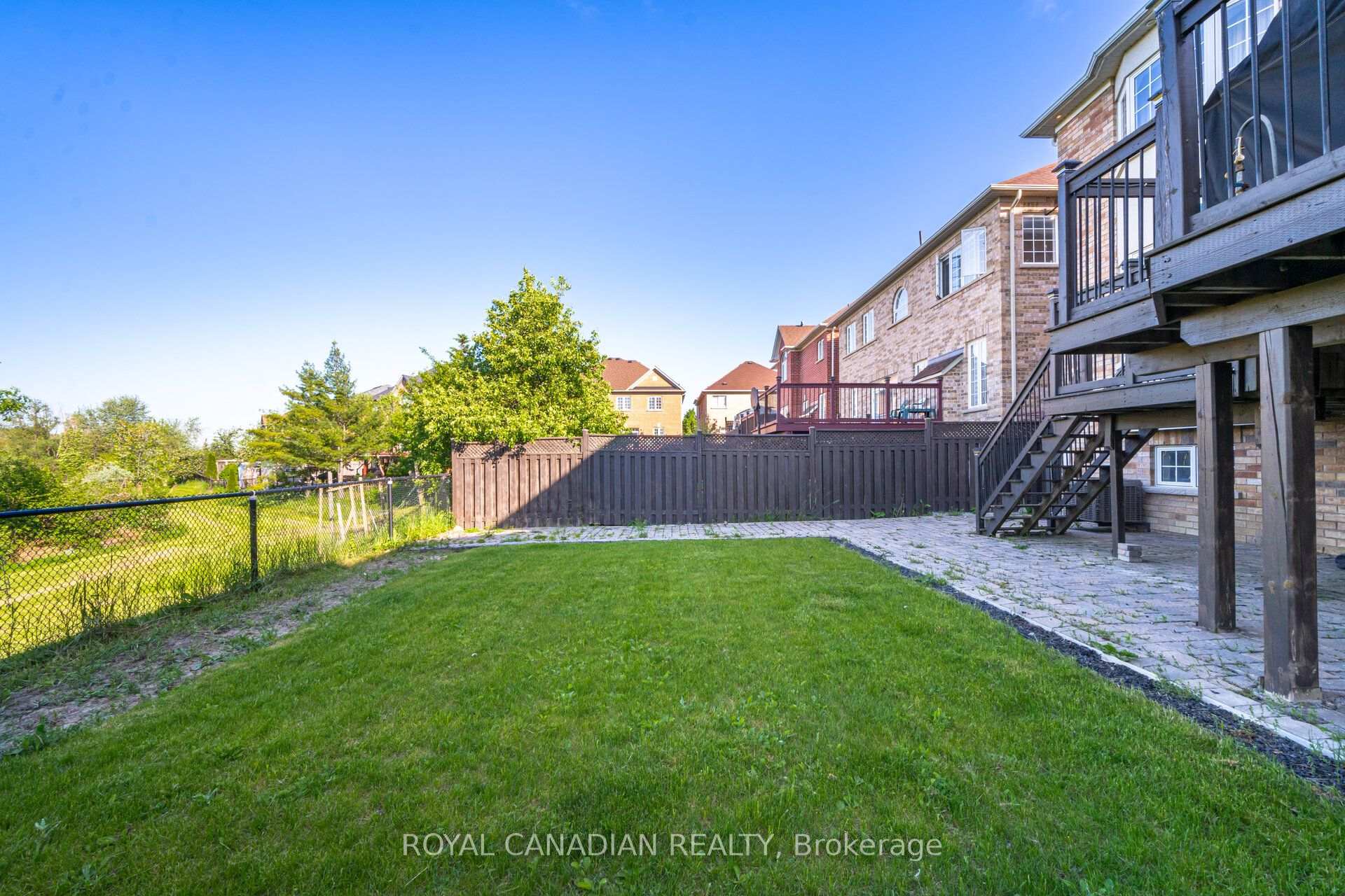 Photo 37 of 33 Rubysilver Drive, Brampton, Vales of Castlemore — HOMEH