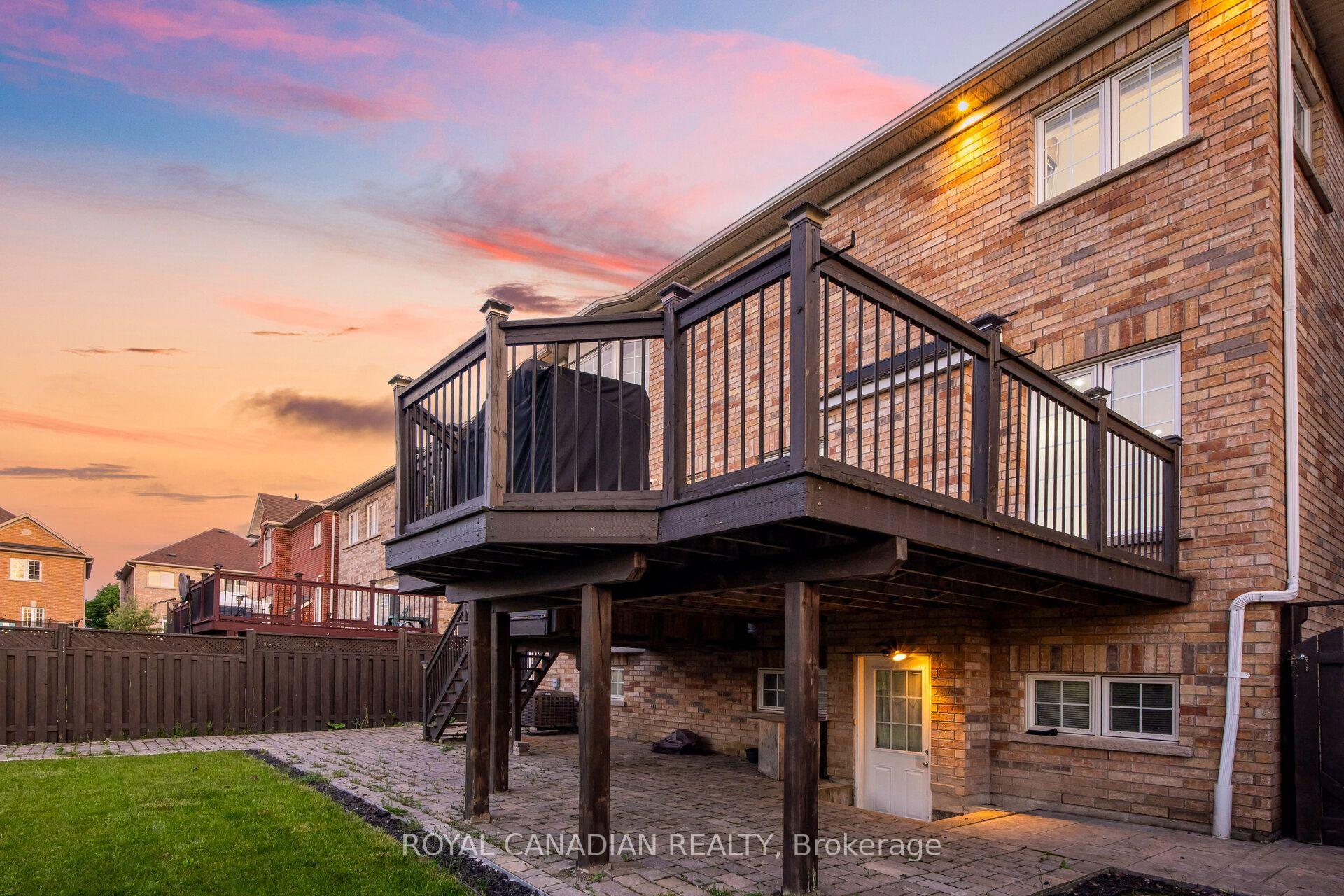 Photo 38 of 33 Rubysilver Drive, Brampton, Vales of Castlemore — HOMEH