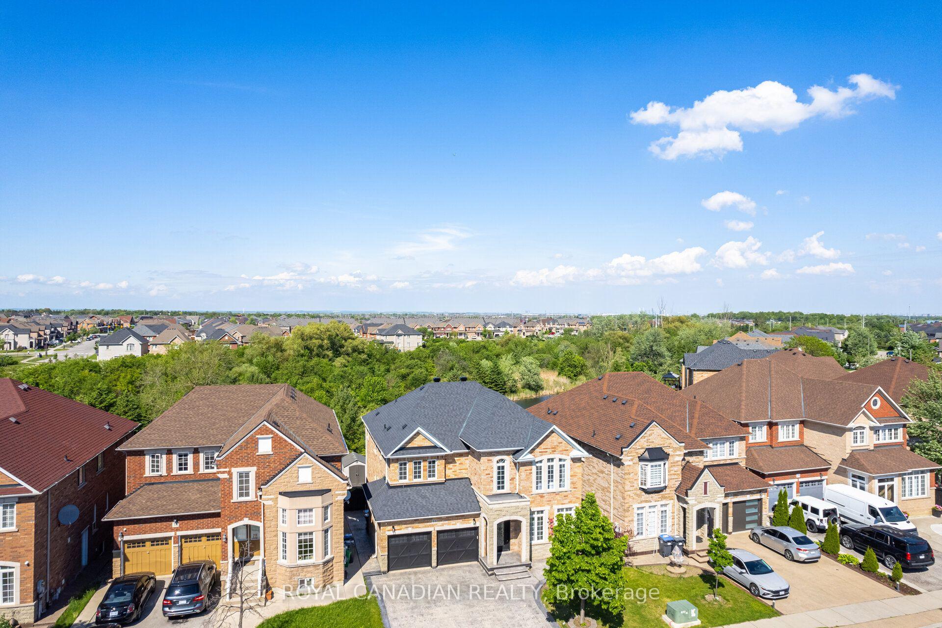 Photo 46 of 33 Rubysilver Drive, Brampton, Vales of Castlemore — HOMEH