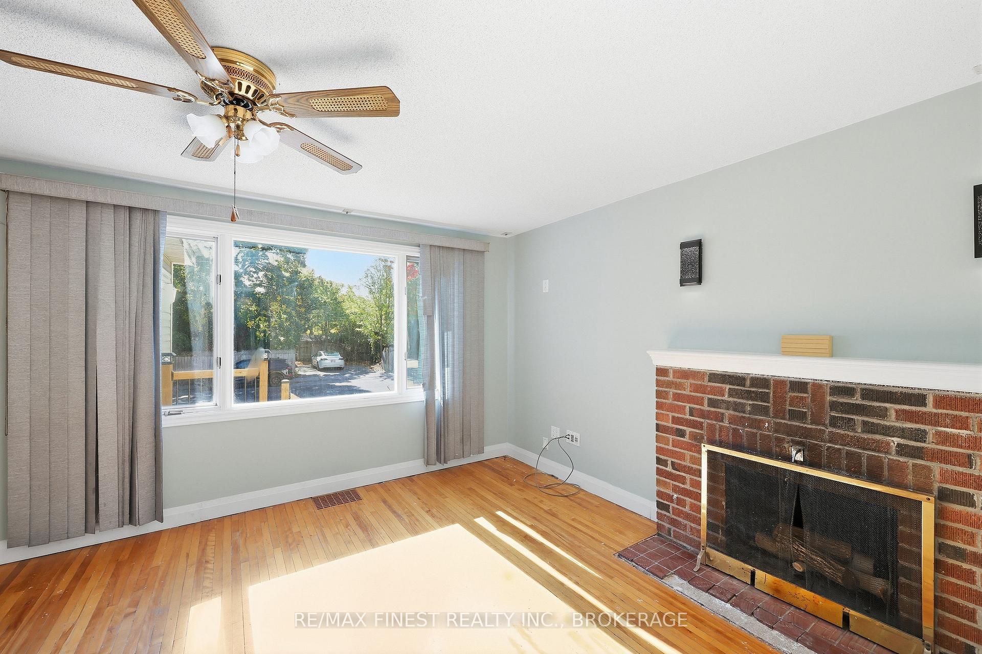 Photo 14 of 3 John Street, Kingston, East of Sir John A. Blvd — HOMEH