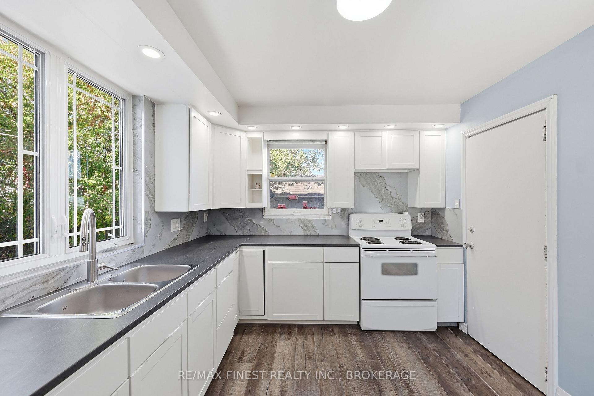 Photo 16 of 3 John Street, Kingston, East of Sir John A. Blvd — HOMEH