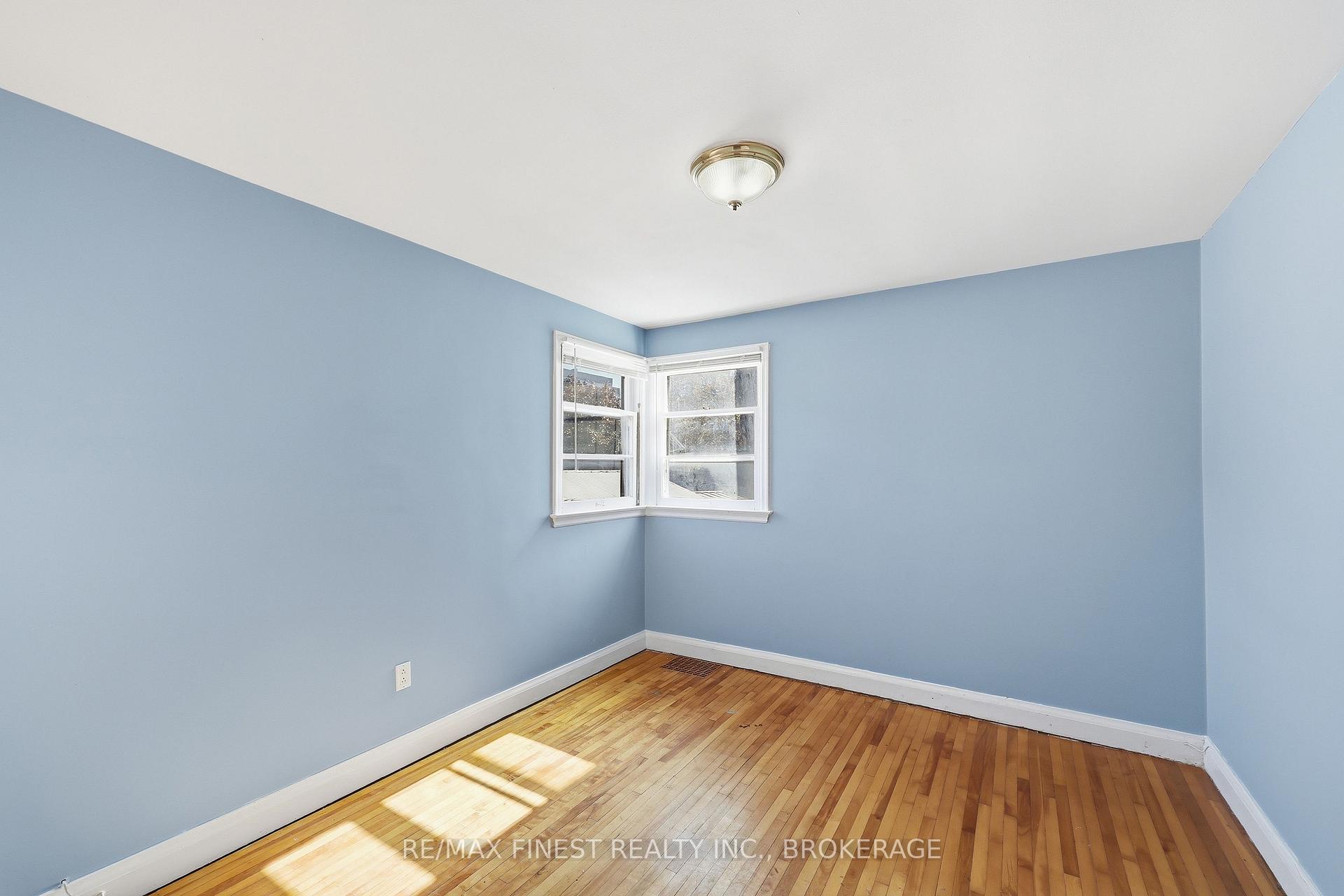 Photo 22 of 3 John Street, Kingston, East of Sir John A. Blvd — HOMEH