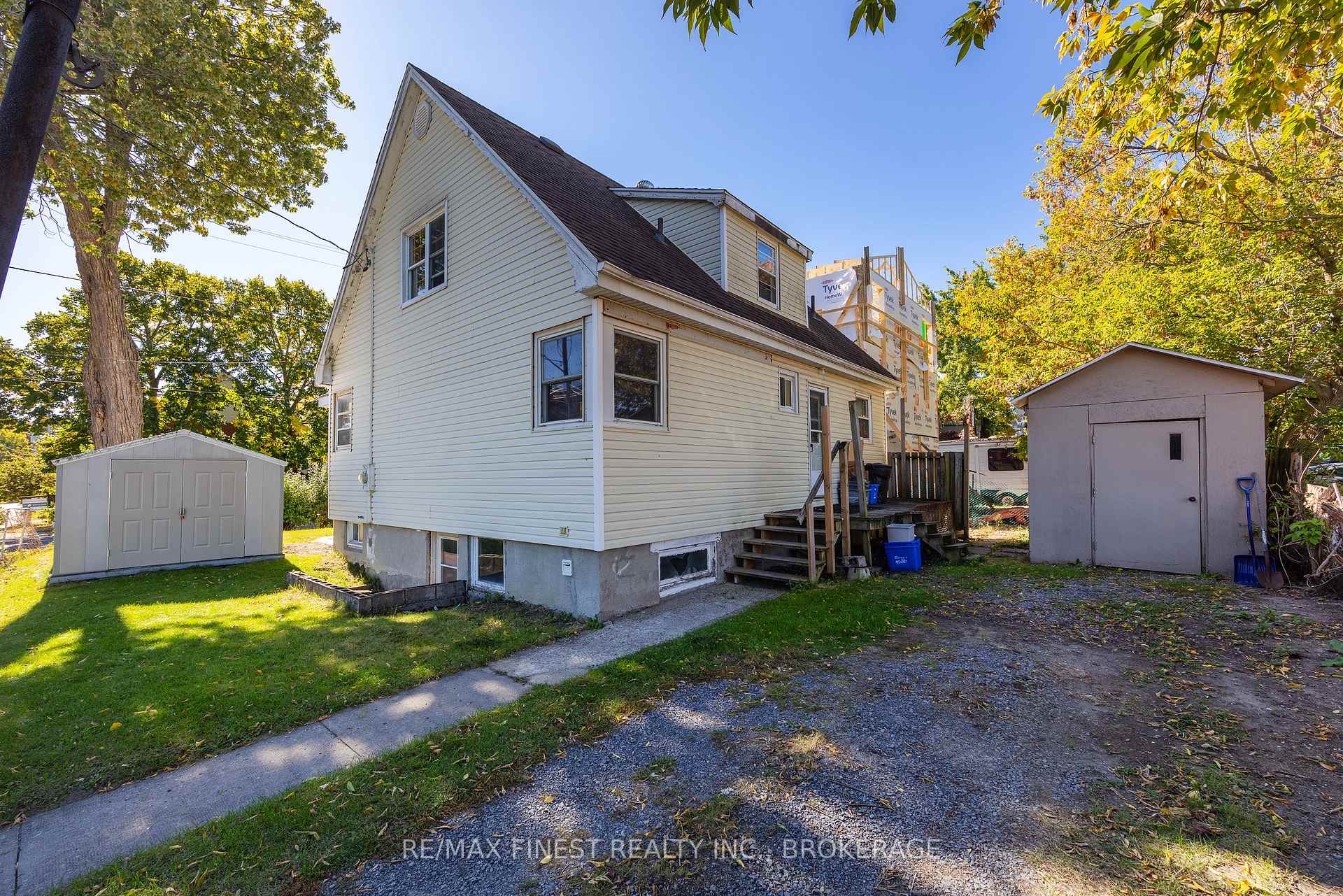 Photo 42 of 3 John Street, Kingston, East of Sir John A. Blvd — HOMEH