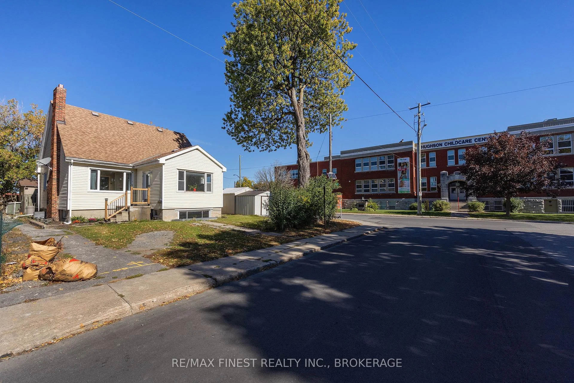 Photo 3 of 3 John Street, Kingston, East of Sir John A. Blvd — HOMEH