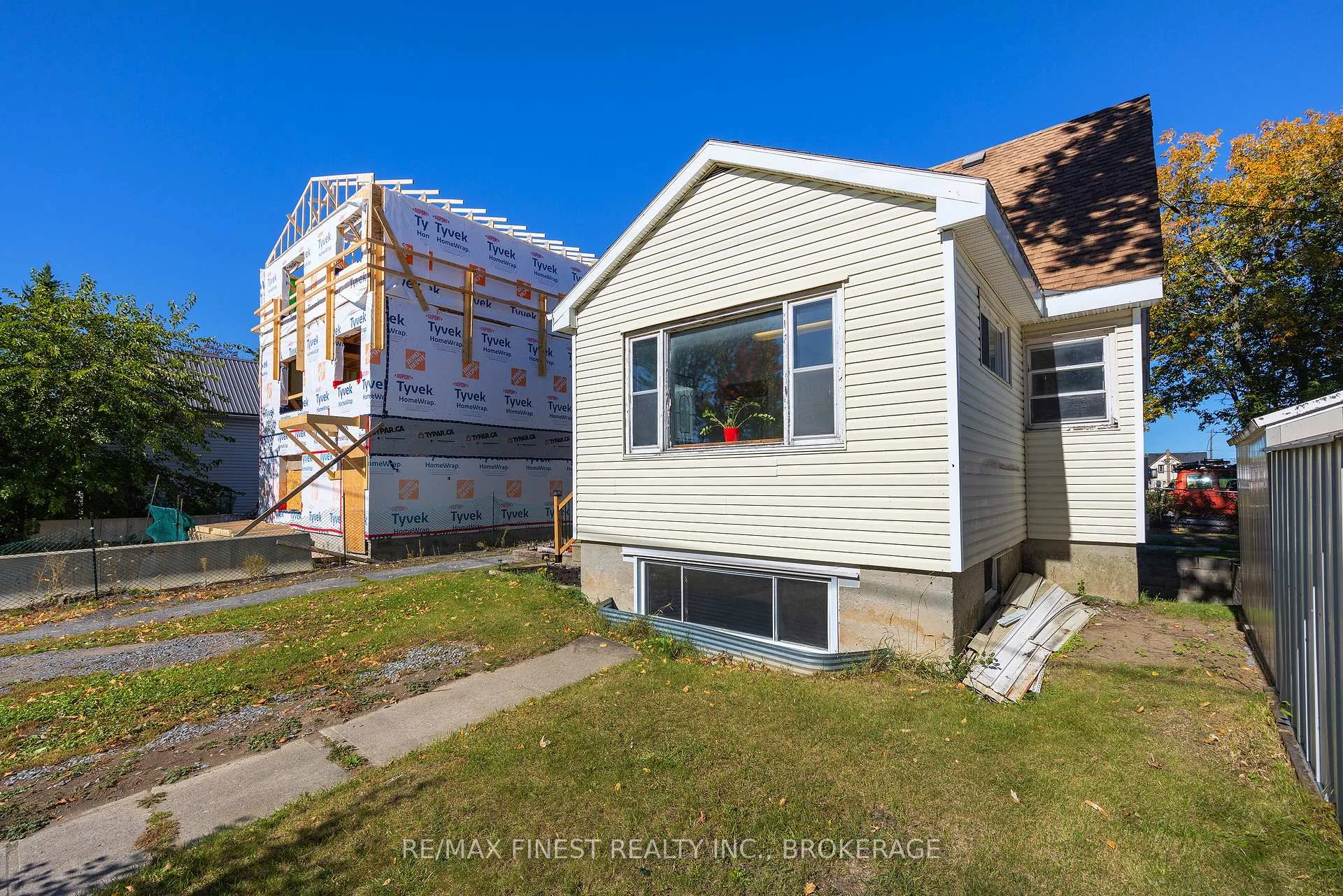 Photo 12 of 3 John Street, Kingston, East of Sir John A. Blvd — HOMEH