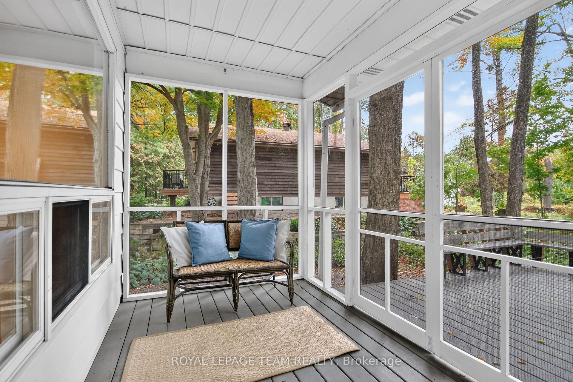 Photo 11 of 20 Gervin Street, Ottawa, Pineglen — HOMEH