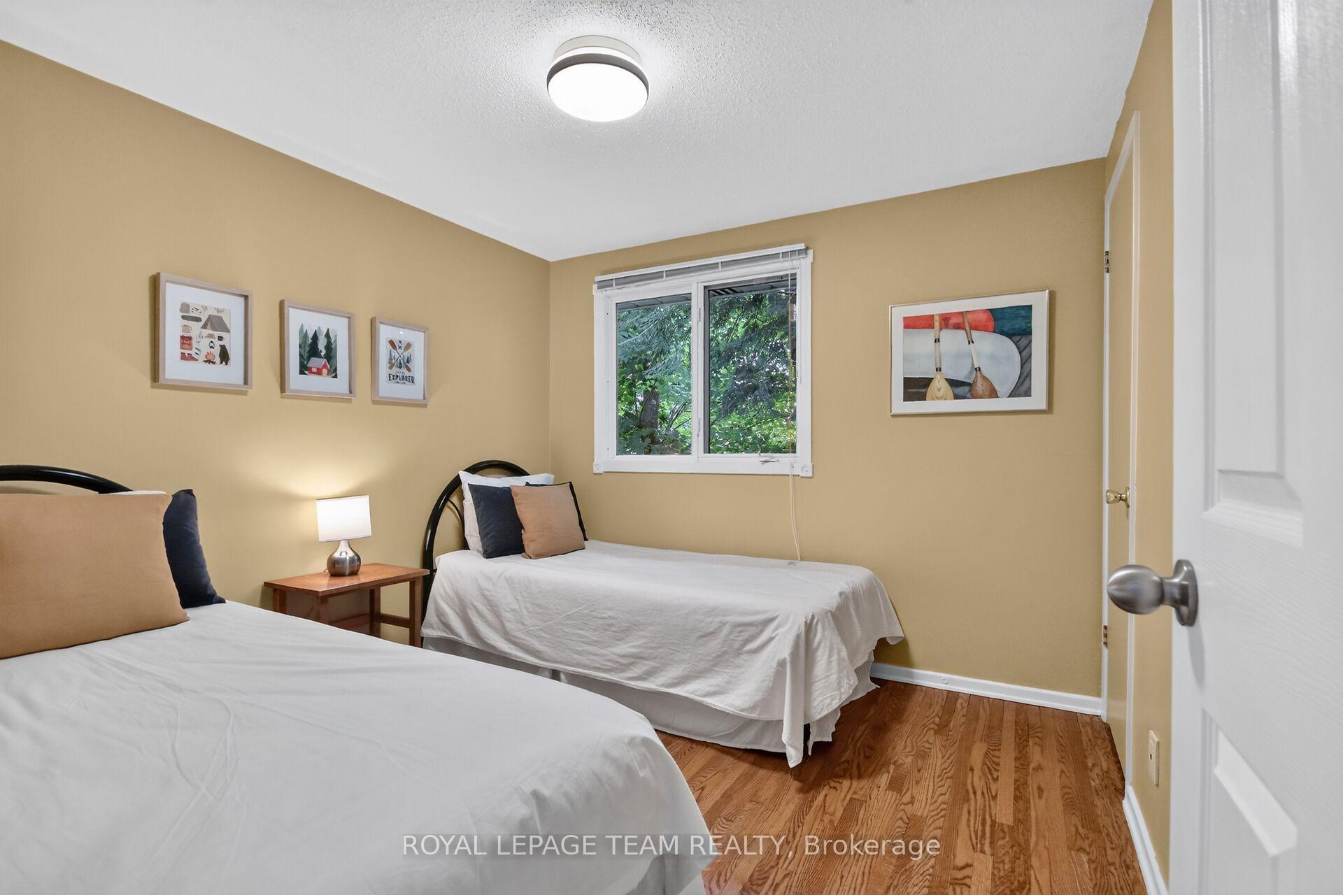 Photo 17 of 20 Gervin Street, Ottawa, Pineglen — HOMEH