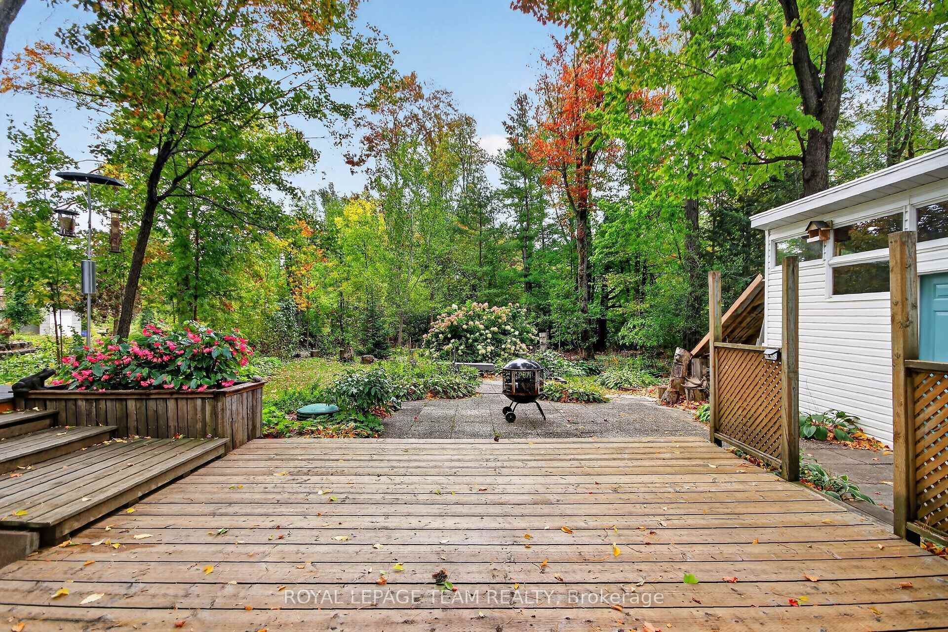 Photo 28 of 20 Gervin Street, Ottawa, Pineglen — HOMEH