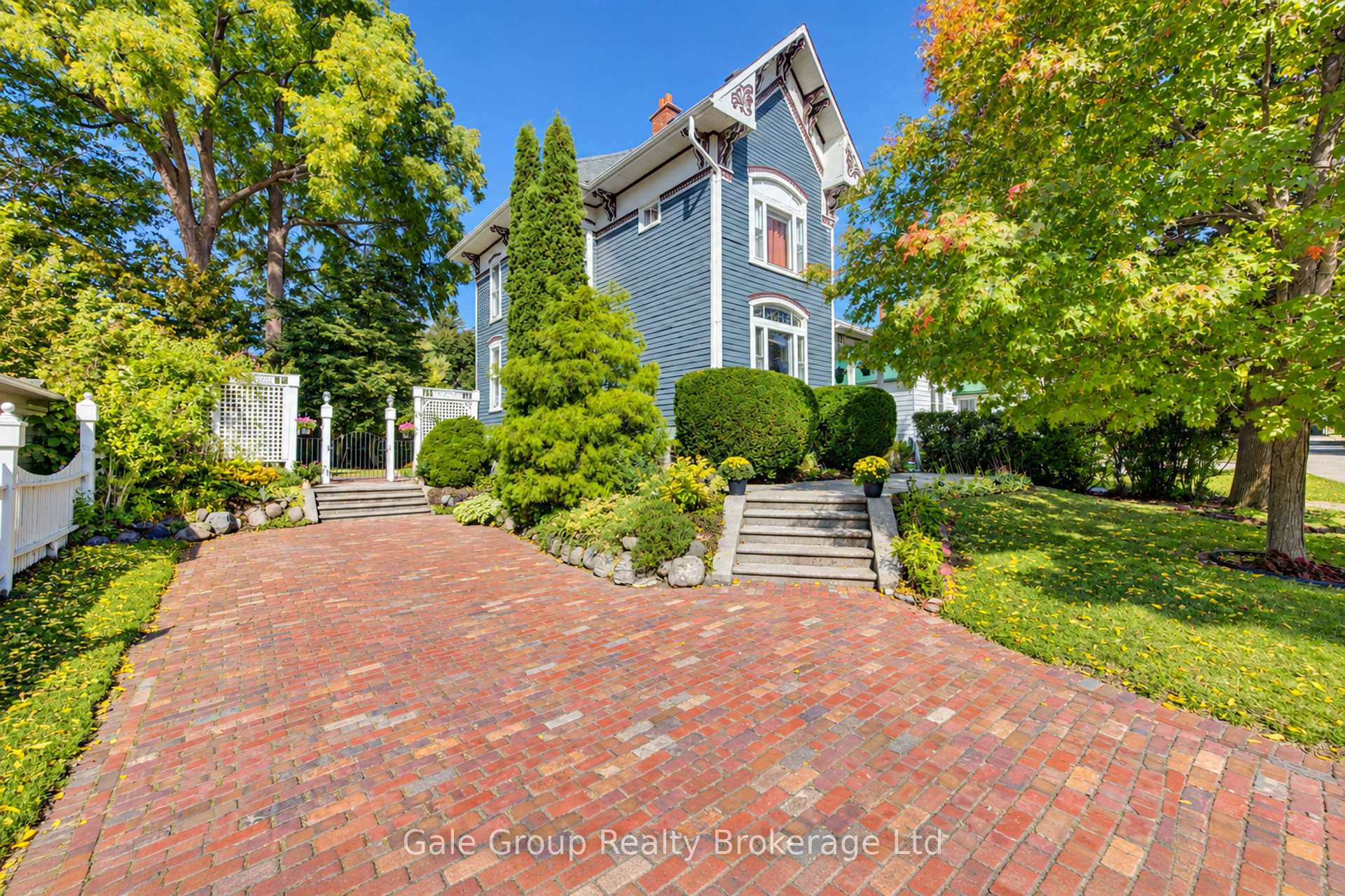 Photo of 551 Grant Street