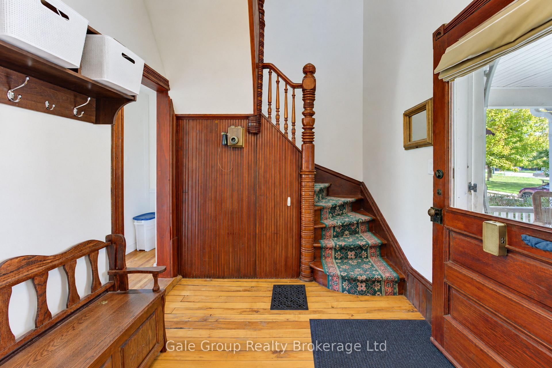 Photo 3 of 551 Grant Street, Woodstock, Woodstock - North — HOMEH