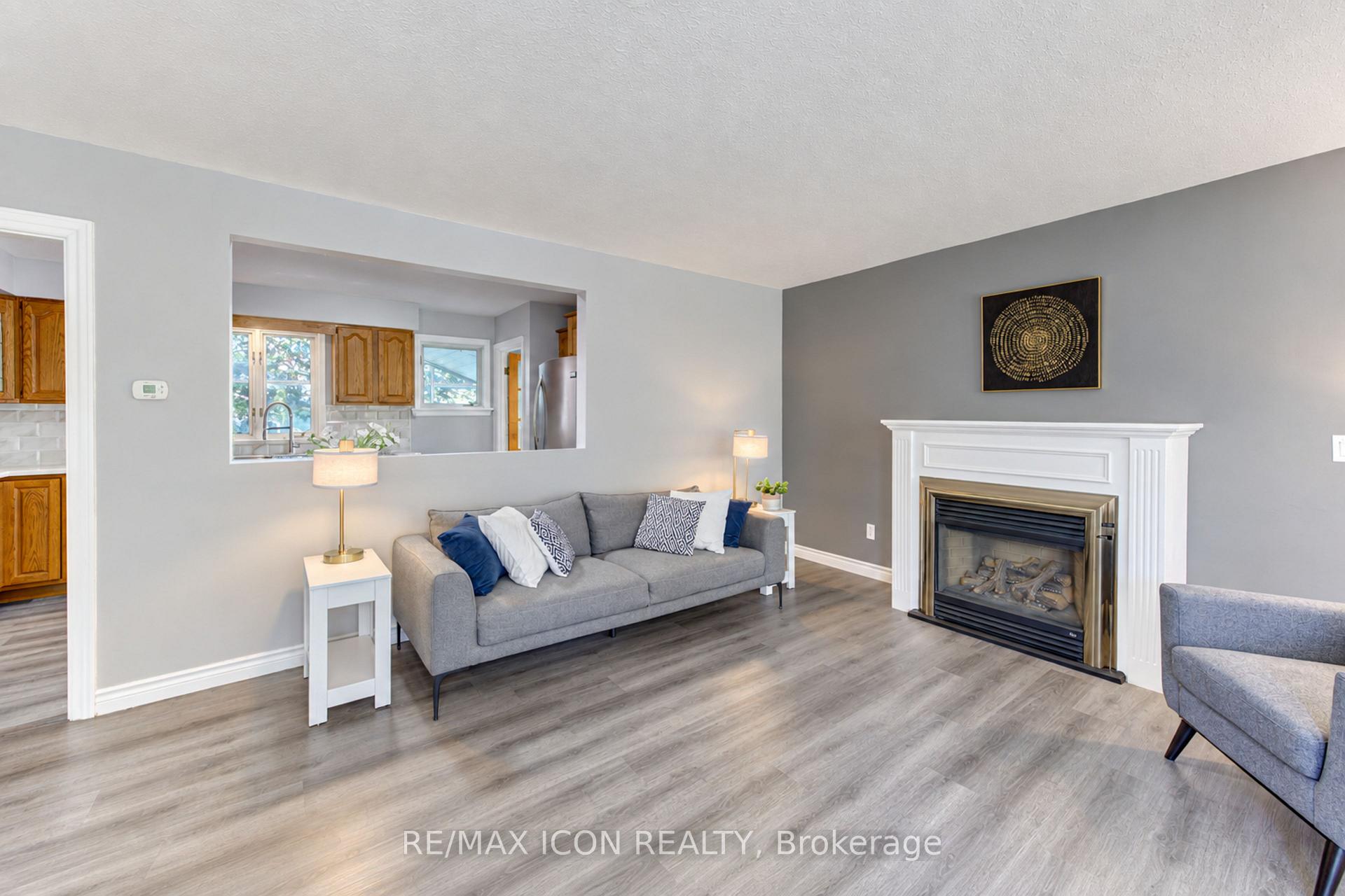 Photo 8 of 64 Lowrey Avenue S, Cambridge, Alison — HOMEH