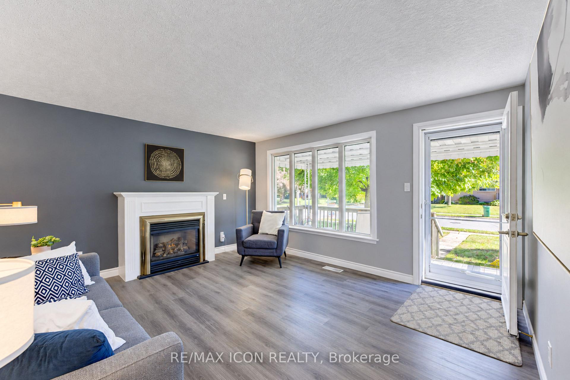 Photo 9 of 64 Lowrey Avenue S, Cambridge, Alison — HOMEH