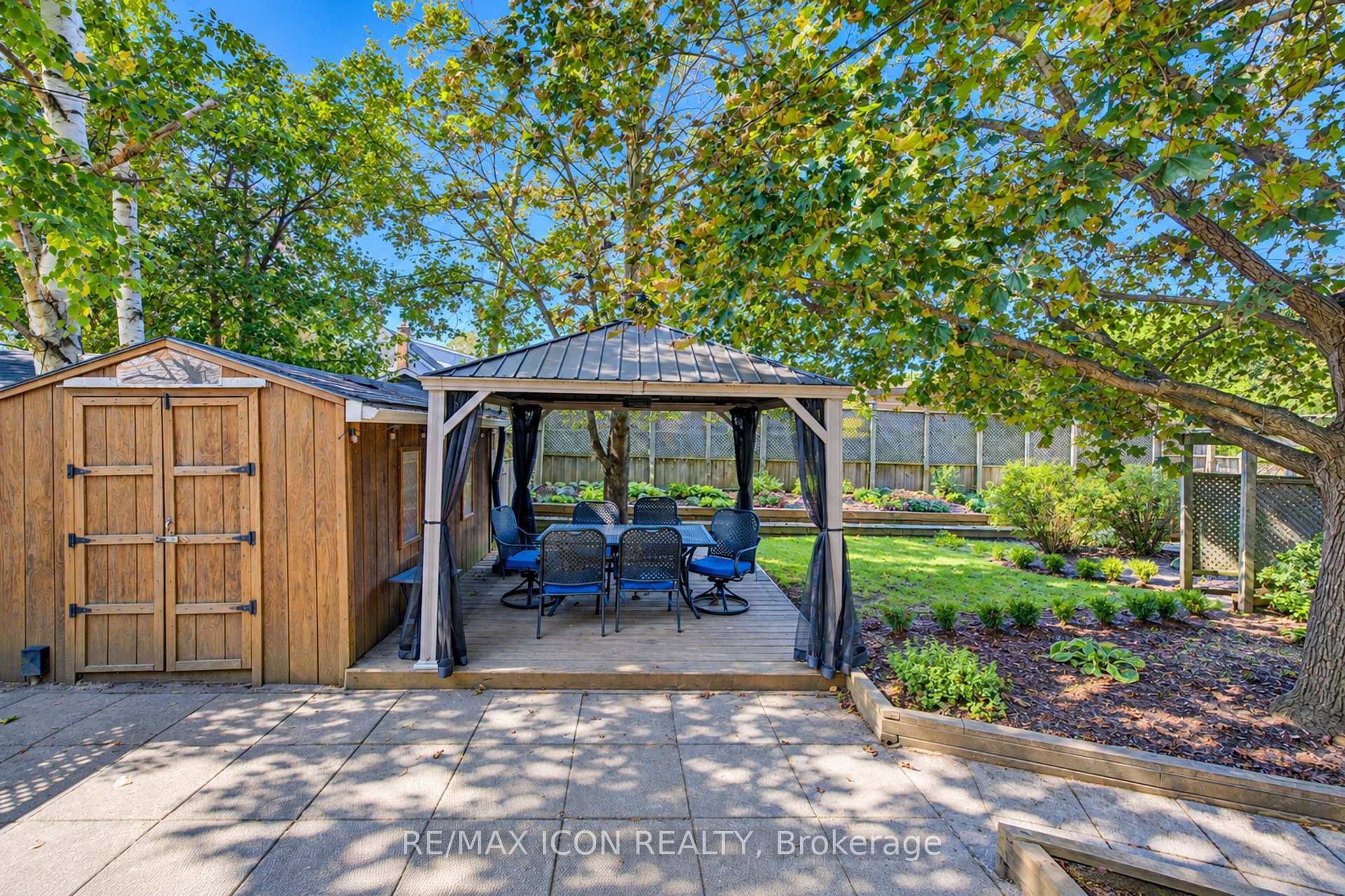 Photo 51 of 64 Lowrey Avenue S, Cambridge, Alison — HOMEH