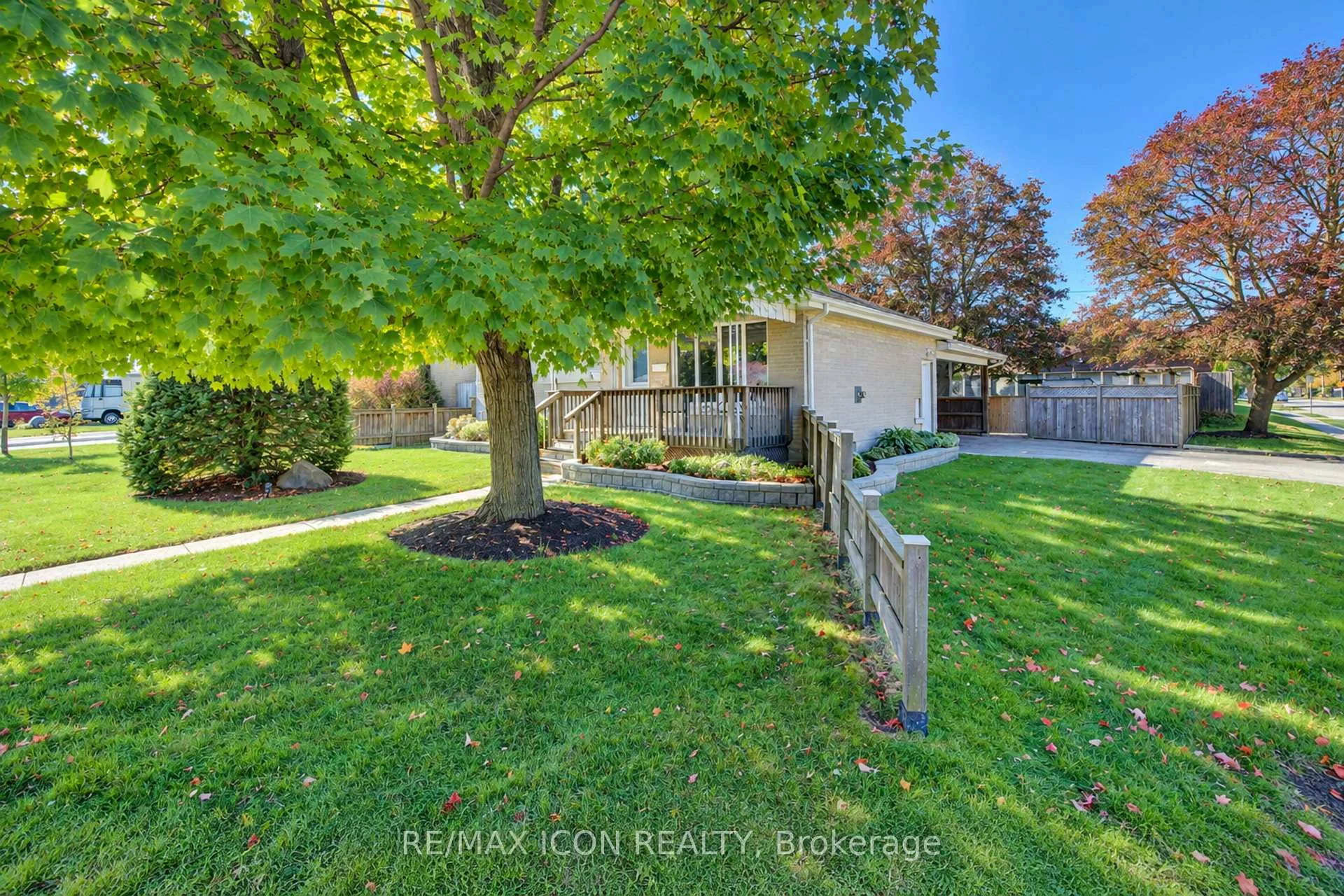 Photo 5 of 64 Lowrey Avenue S, Cambridge, Alison — HOMEH