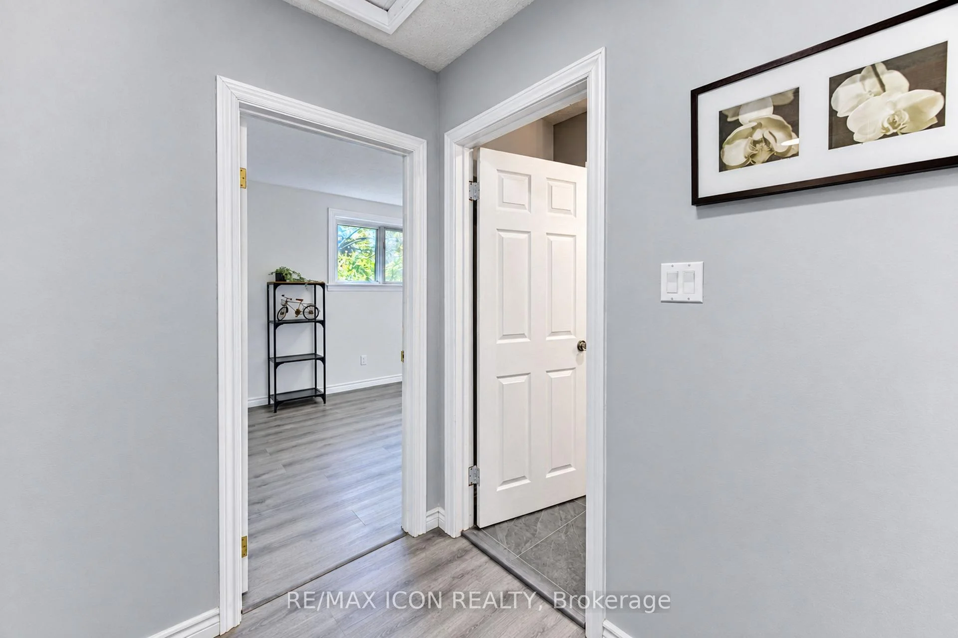 Photo 31 of 64 Lowrey Avenue S, Cambridge, Alison — HOMEH