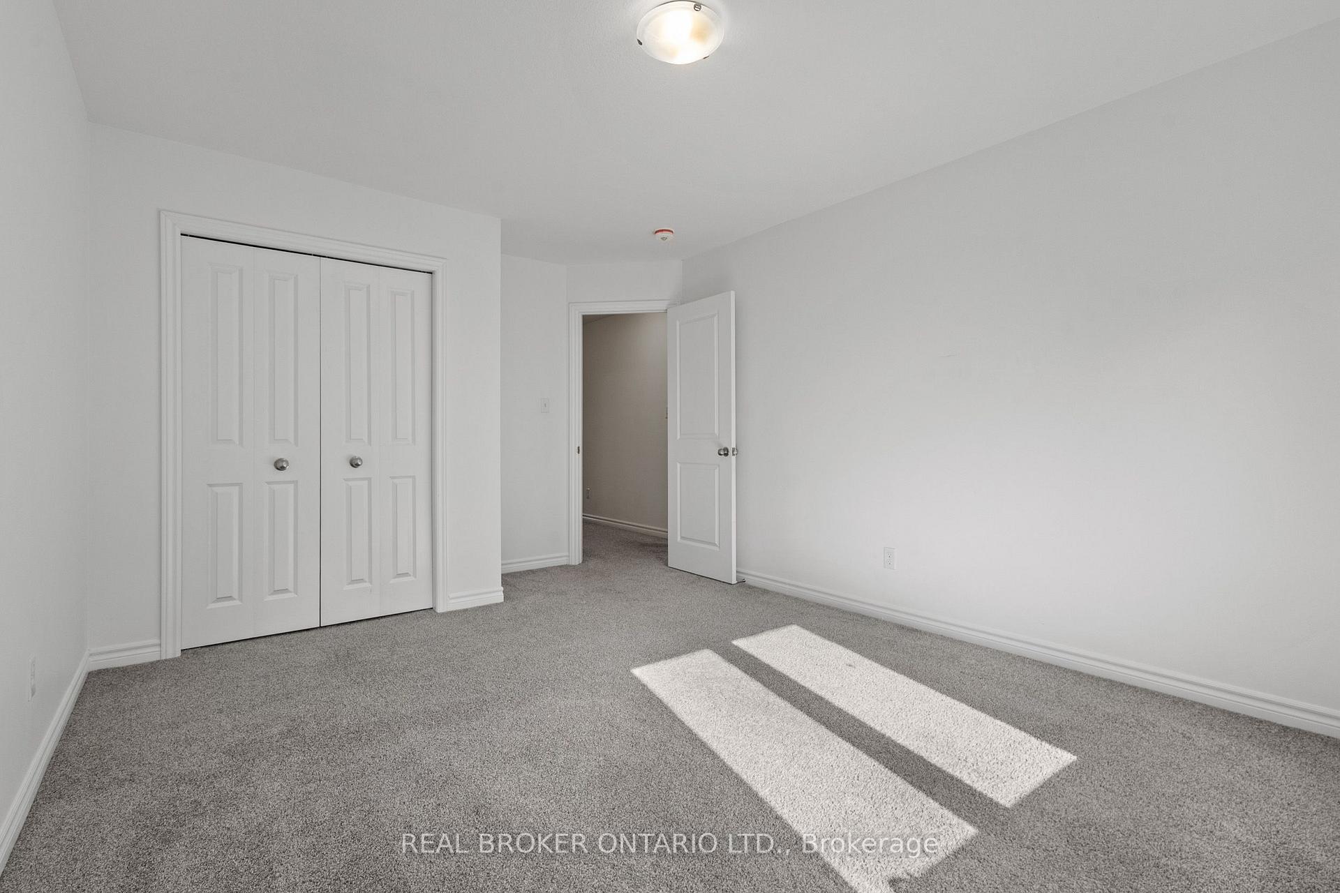 Photo 21 of 91 Woodedge Circle, Kitchener, Pioneer Park/Doon/Wyldwoods — HOMEH