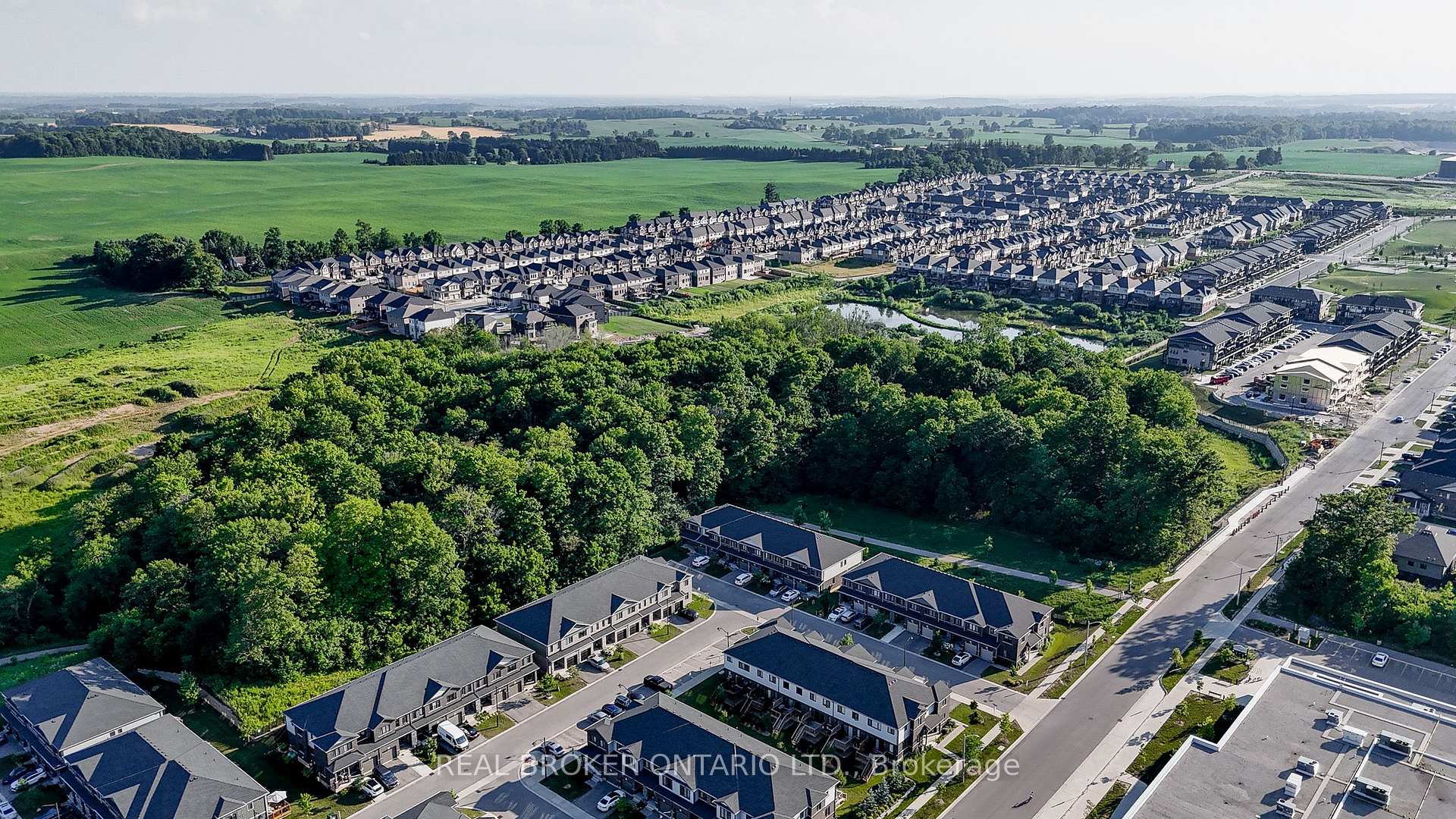 Photo 36 of 91 Woodedge Circle, Kitchener, Pioneer Park/Doon/Wyldwoods — HOMEH