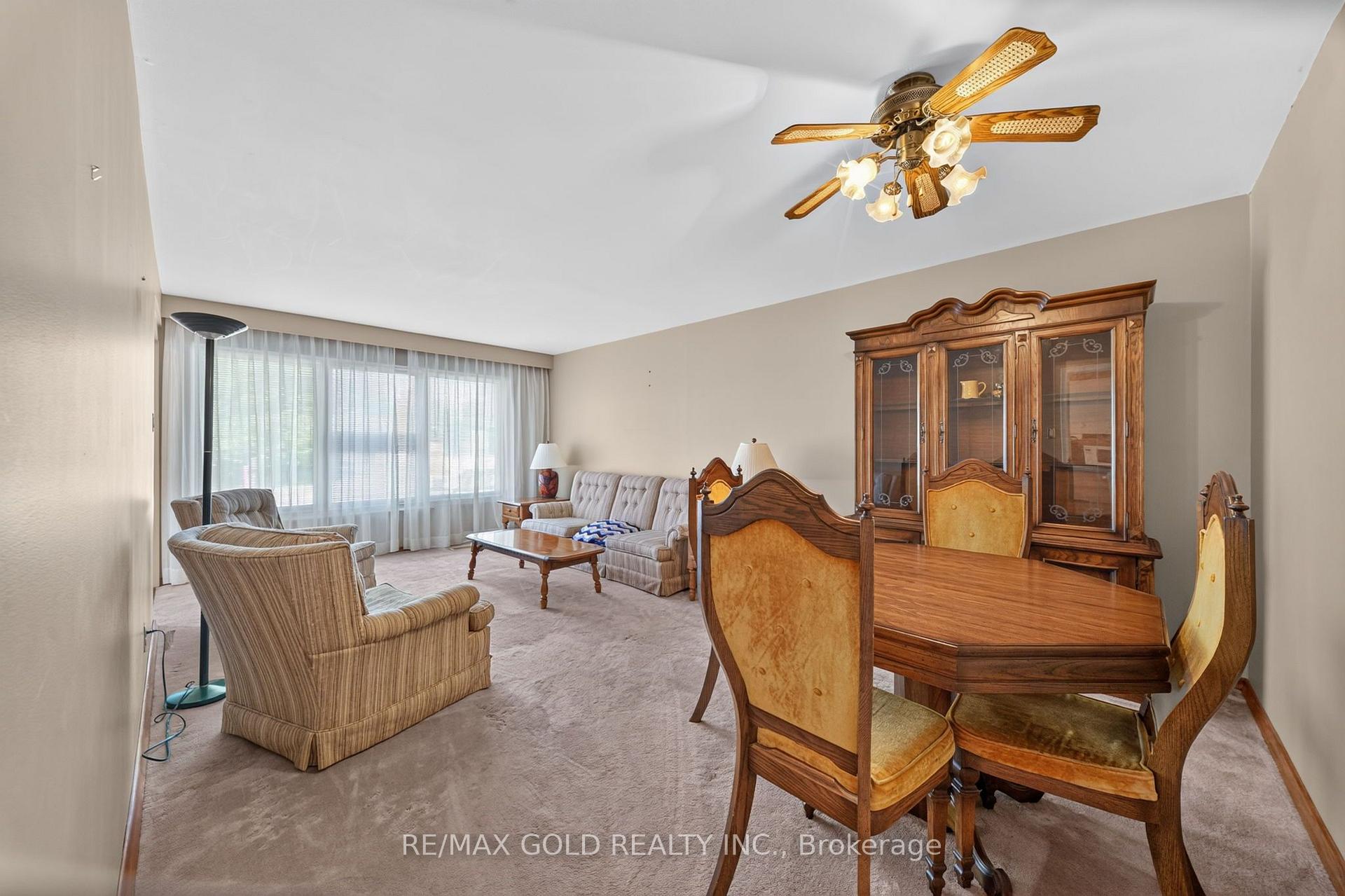 Photo 12 of 27 Alderbury Crescent, Brampton, Avondale — HOMEH