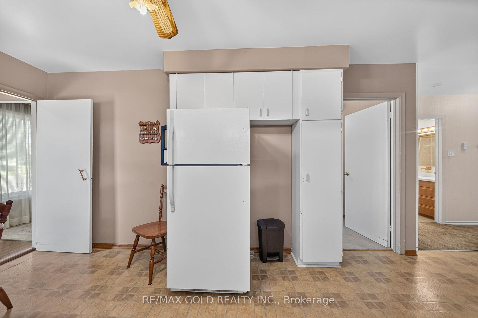 Photo 18 of 27 Alderbury Crescent, Brampton, Avondale — HOMEH
