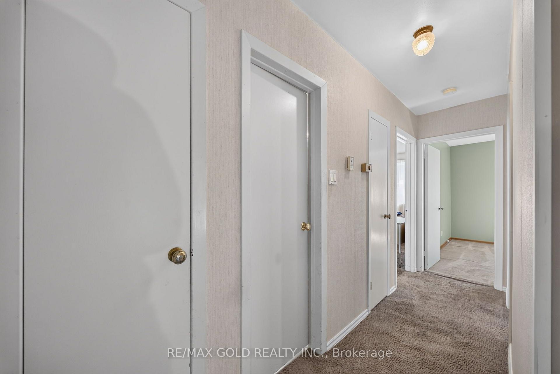 Photo 19 of 27 Alderbury Crescent, Brampton, Avondale — HOMEH