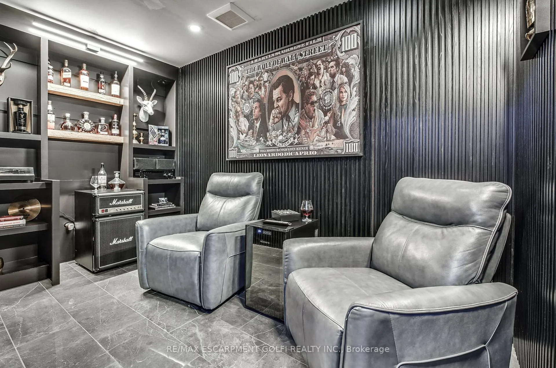 Photo 33 of 1 Tristan Court, Hamilton, Waterdown — HOMEH