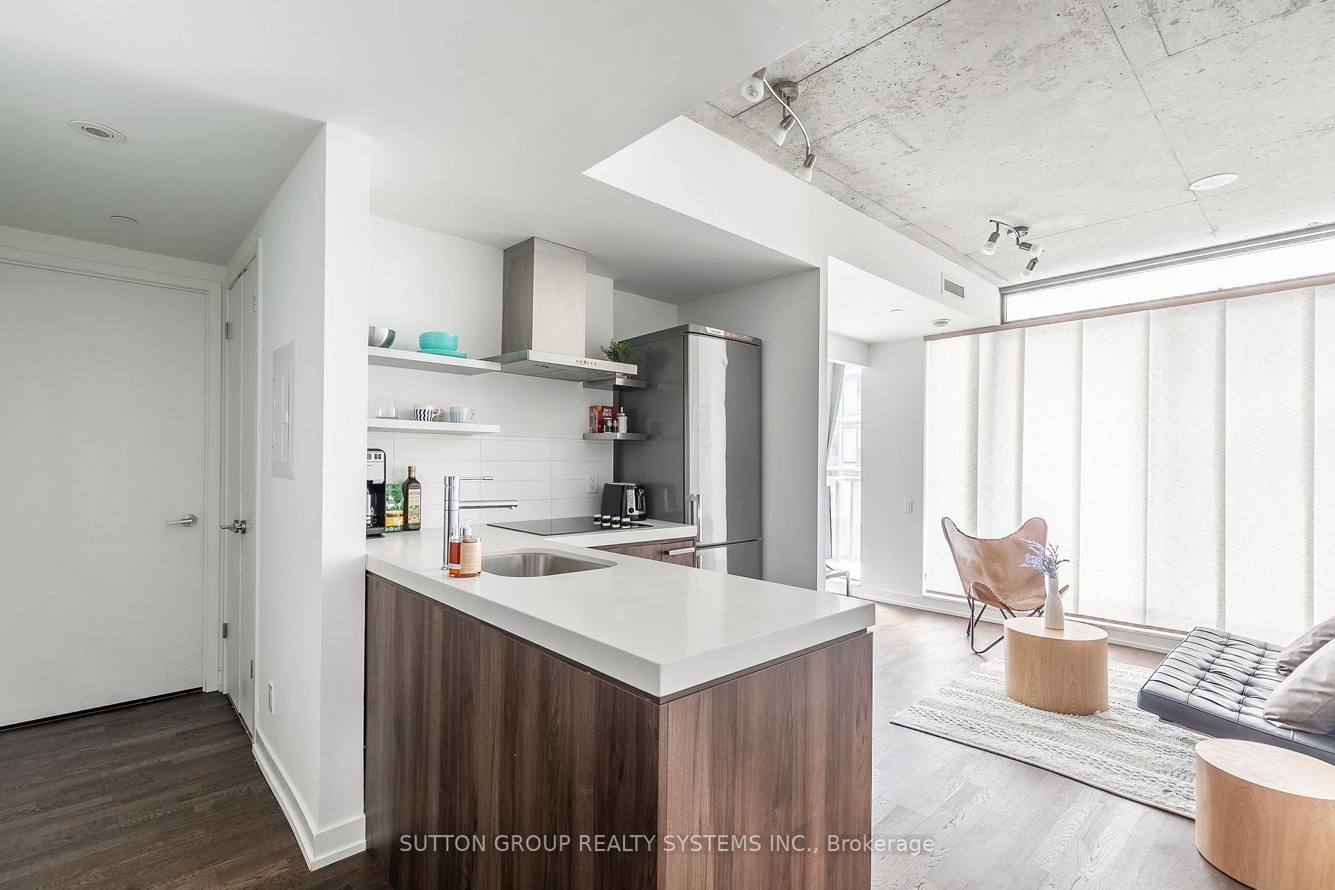 Photo 2 of Unit 535, 461 Adelaide Street W, Toronto, Waterfront Communities — HOMEH