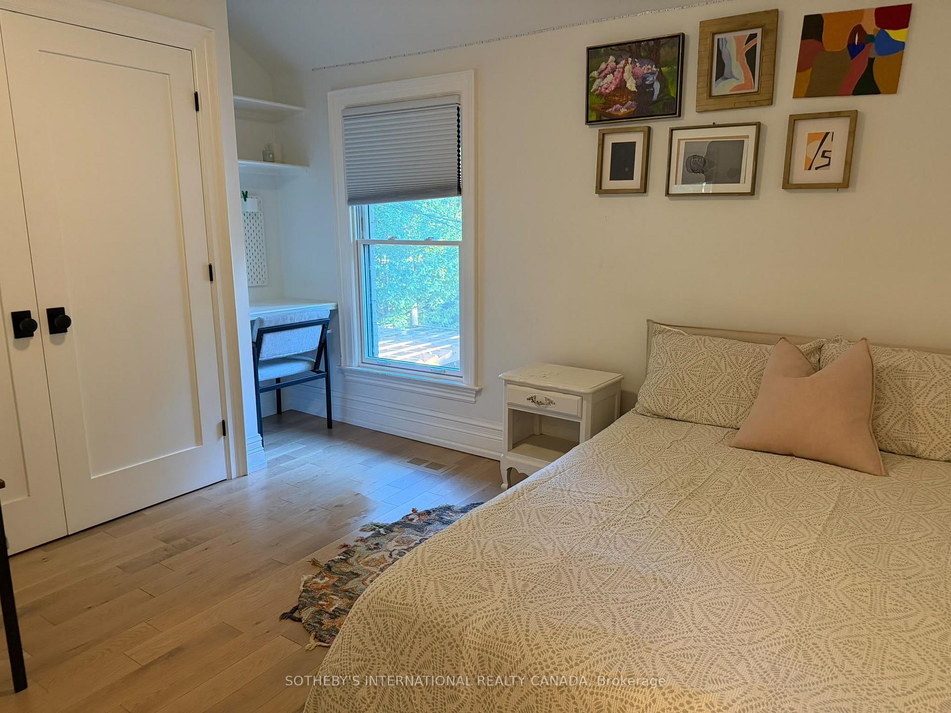 Photo 16 of 21 Hillcrest Parkway, Toronto, Cabbagetown-South St. James Town — HOMEH