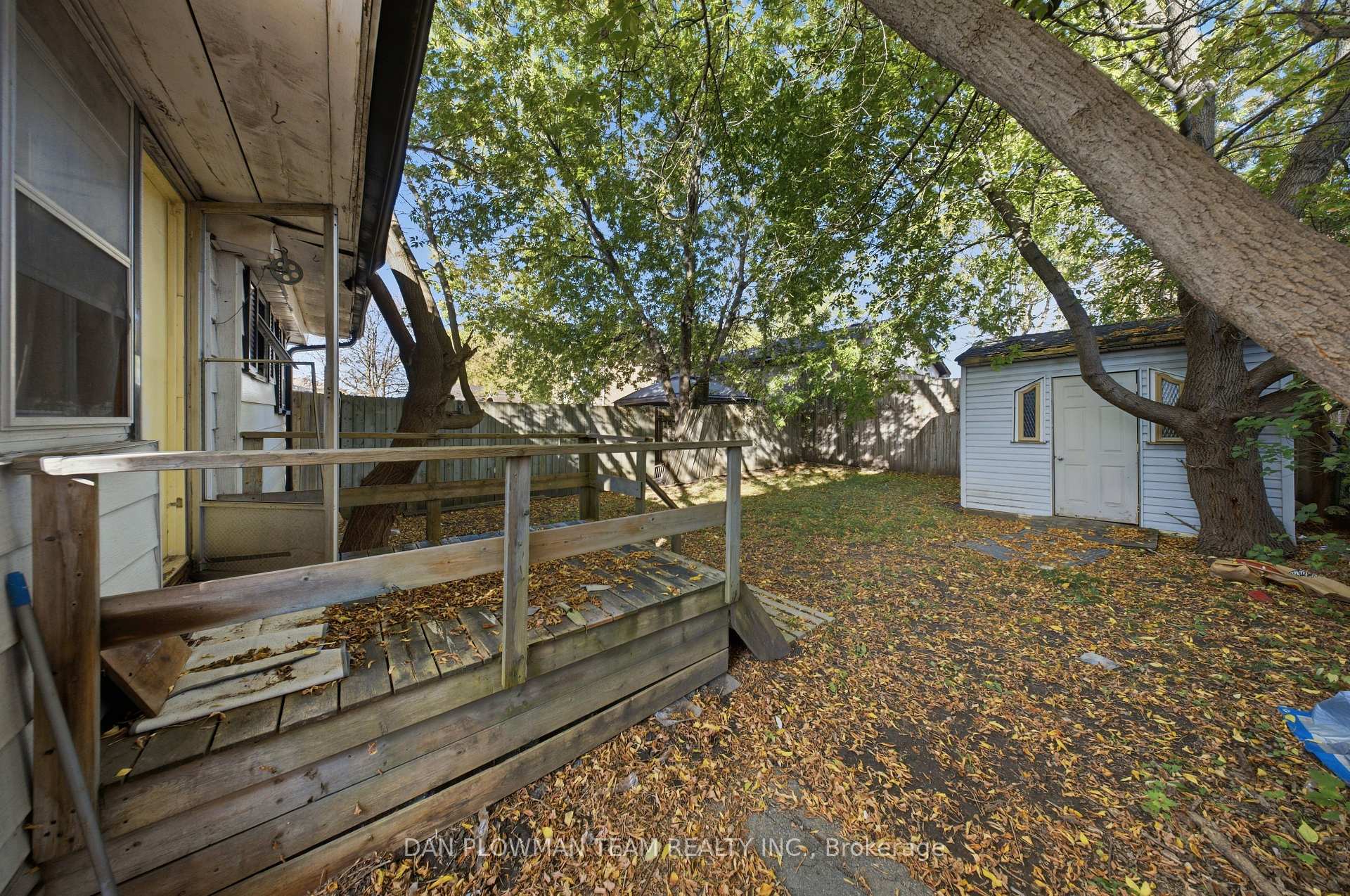 Photo 4 of 372 Pine Avenue, Oshawa, Vanier — HOMEH