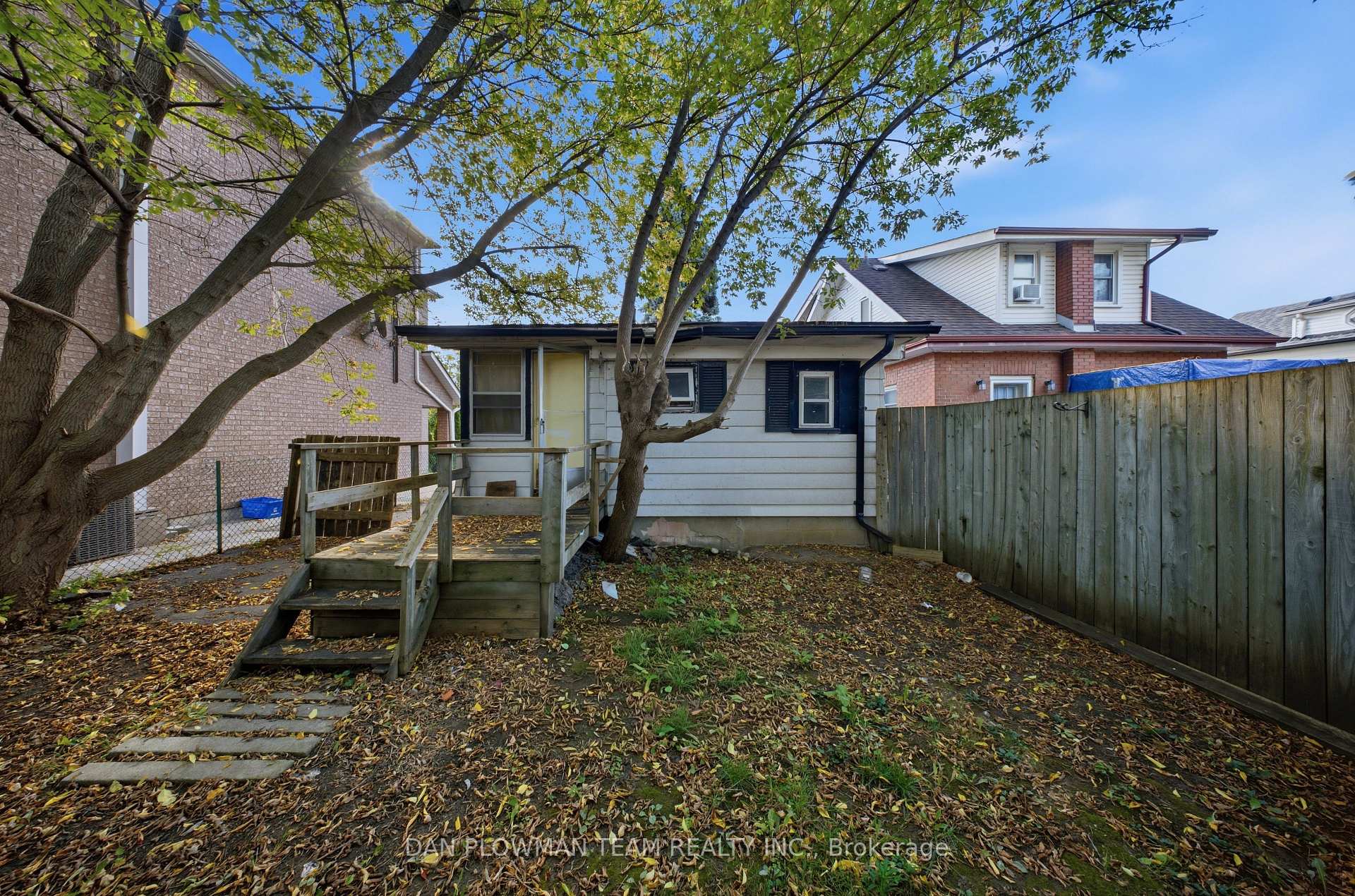 Photo 6 of 372 Pine Avenue, Oshawa, Vanier — HOMEH