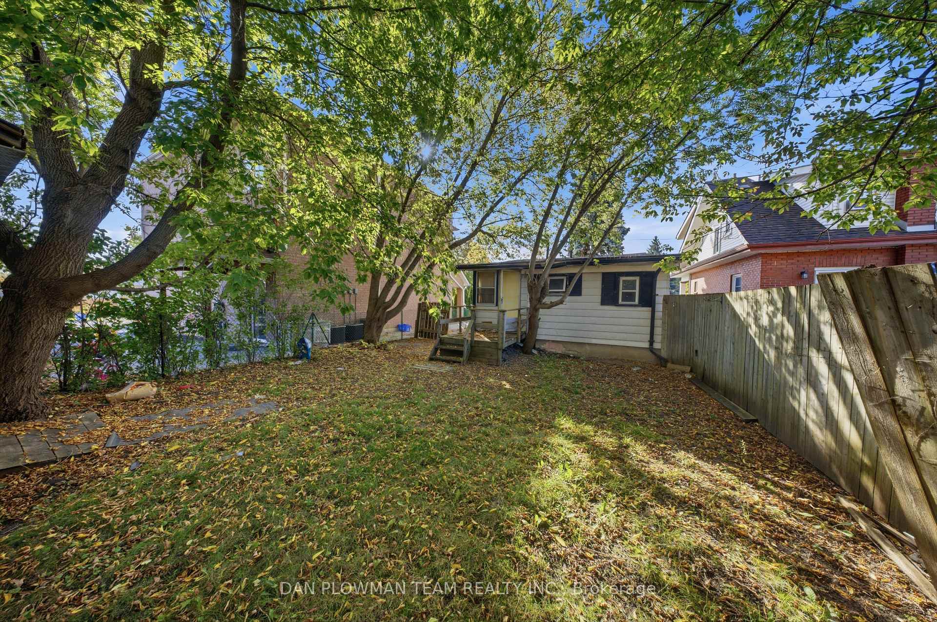 Photo 7 of 372 Pine Avenue, Oshawa, Vanier — HOMEH