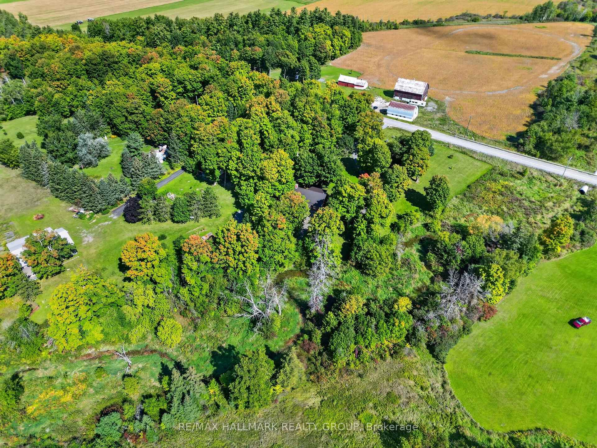 Photo 38 of 765 Scheel Drive, McNab/Braeside, Mcnab/Braeside Twps — HOMEH