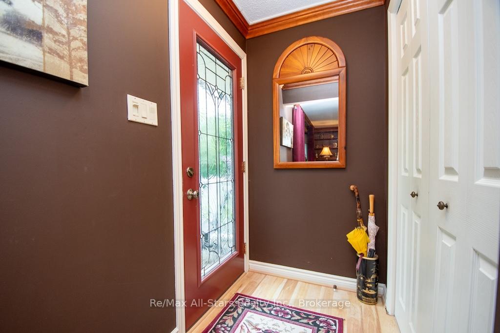 Photo 5 of 690 Post Road, Kawartha Lakes, Ops — HOMEH