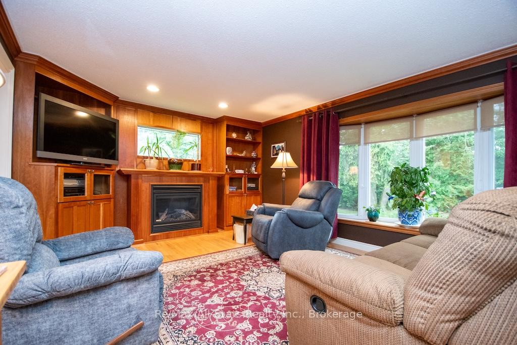 Photo 7 of 690 Post Road, Kawartha Lakes, Ops — HOMEH