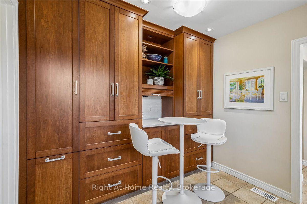 Photo 15 of 275 Kent Crescent, Burlington, Appleby — HOMEH
