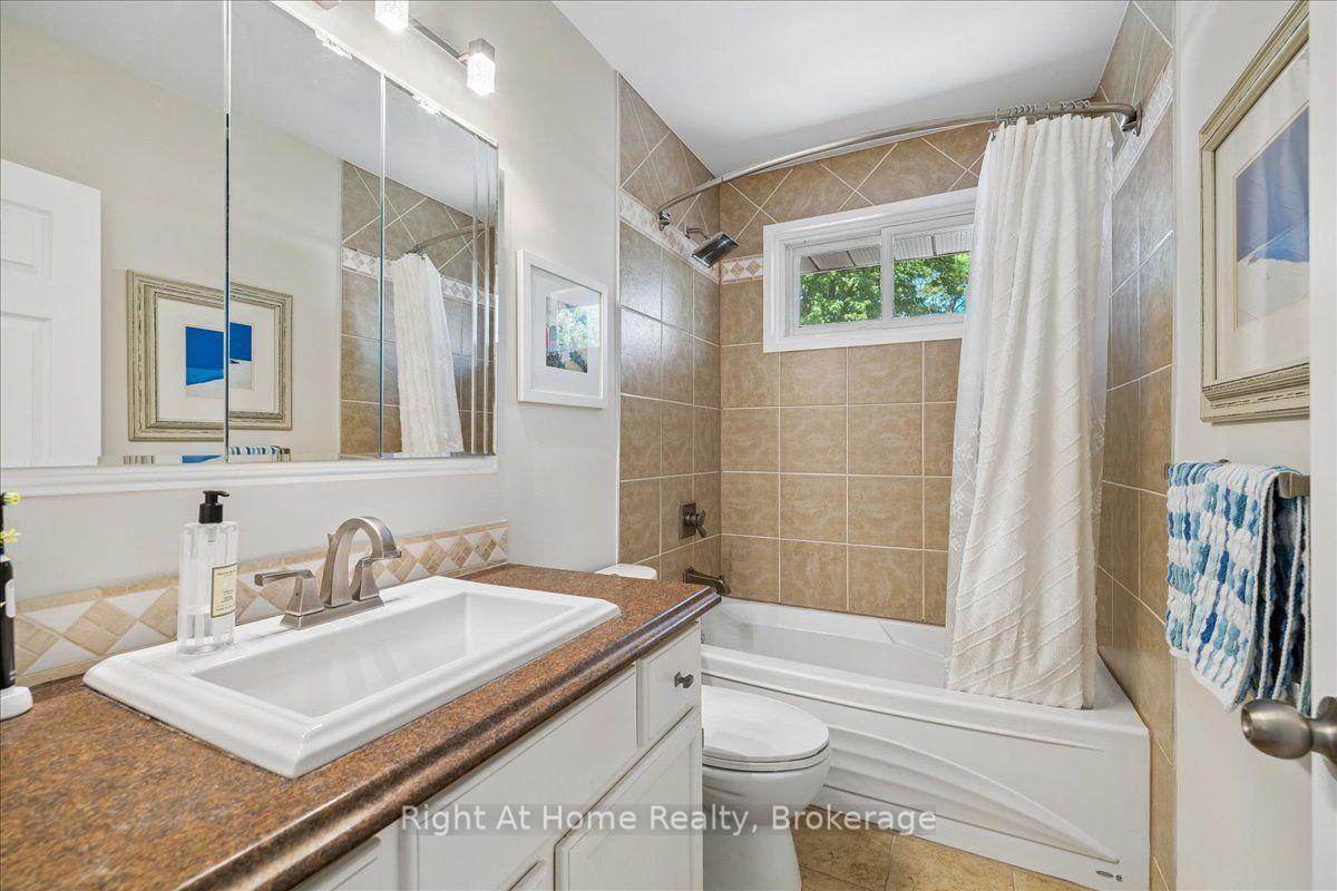 Photo 23 of 275 Kent Crescent, Burlington, Appleby — HOMEH