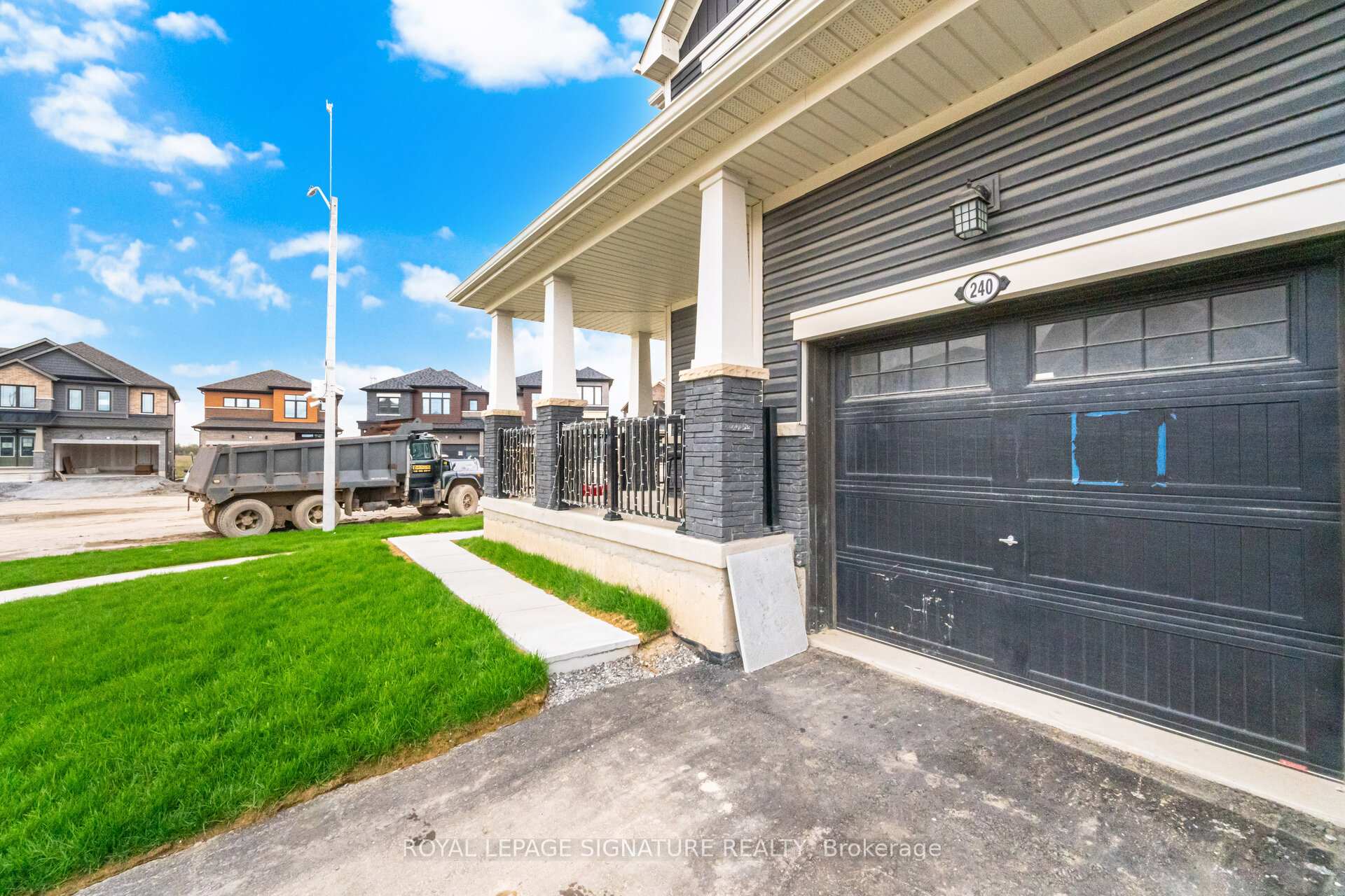 Photo 8 of 240 Velvet Way, Thorold, Rolling Meadows — HOMEH