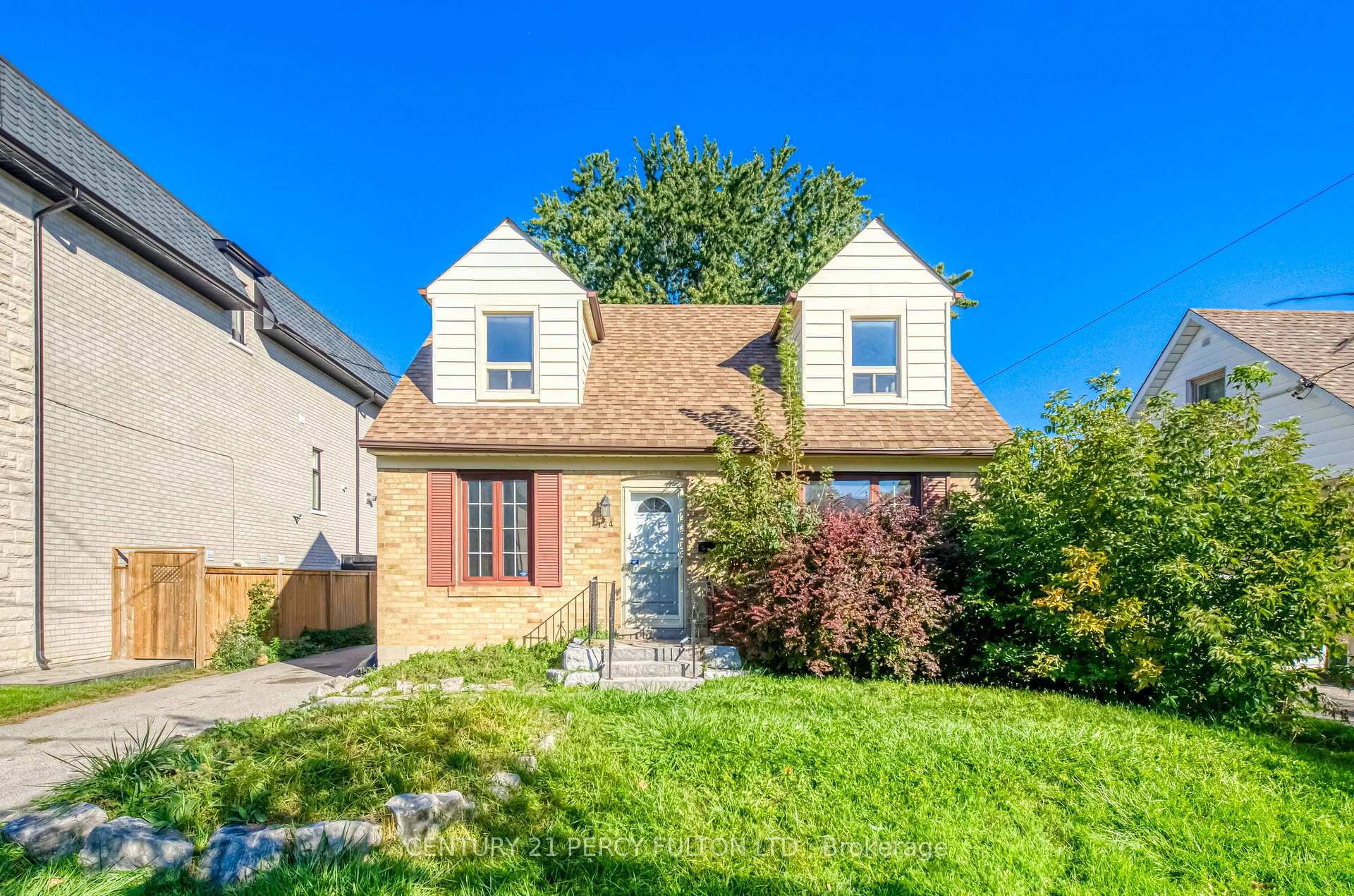 Front of 124 Homewood Avenue