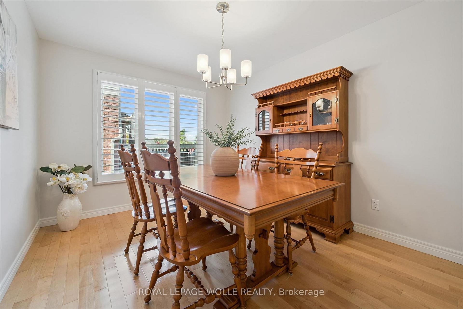 Photo 10 of 123 Cardinal Drive, Woodstock, Woodstock - North — HOMEH
