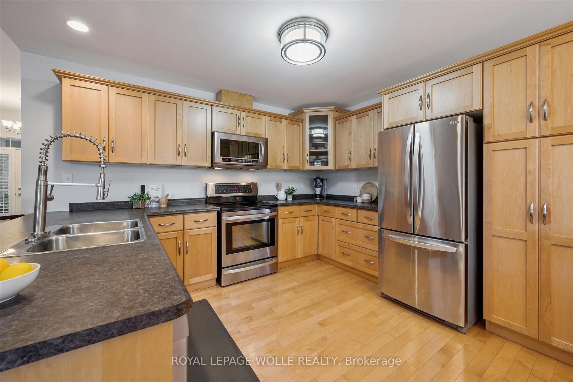 Photo 18 of 123 Cardinal Drive, Woodstock, Woodstock - North — HOMEH