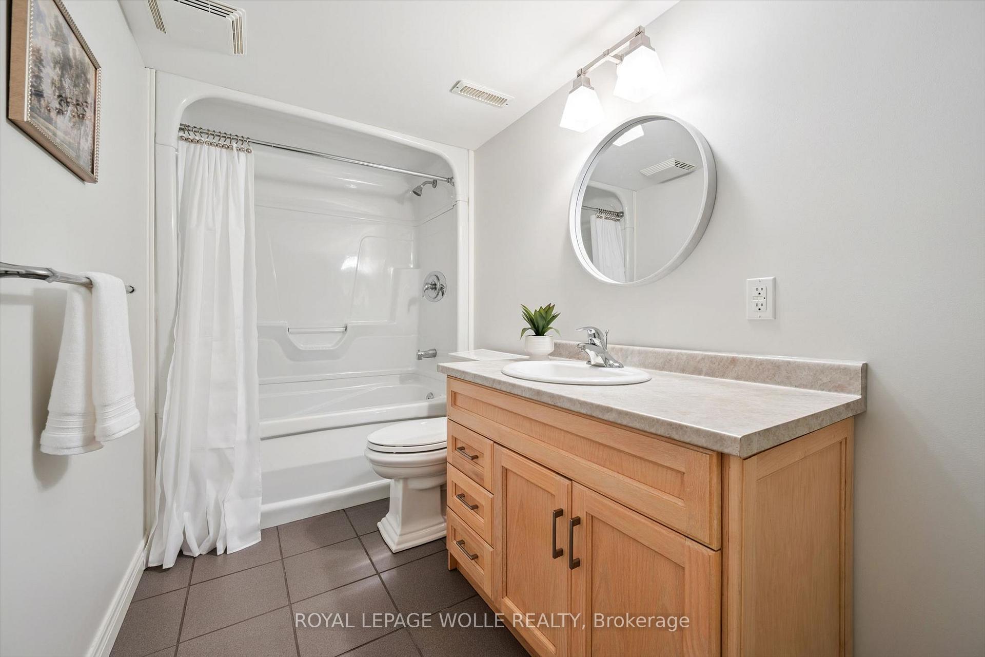 Photo 34 of 123 Cardinal Drive, Woodstock, Woodstock - North — HOMEH