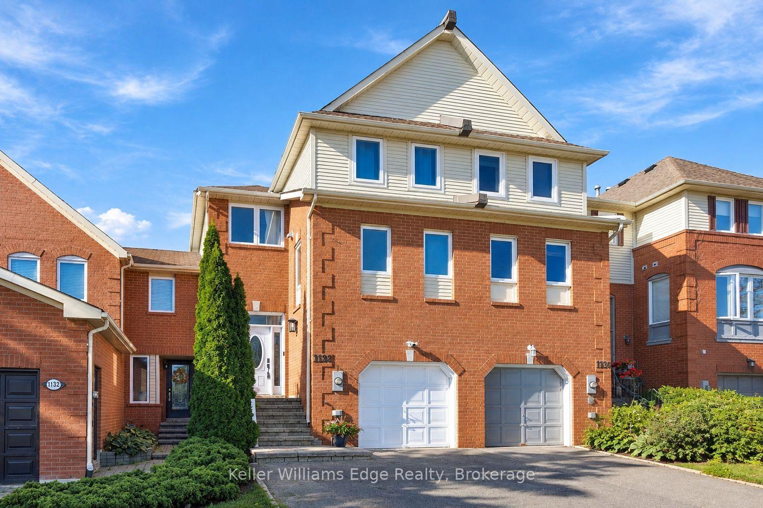 Photo 2 of 1134 Leewood Drive, Oakville, Glen Abbey — HOMEH
