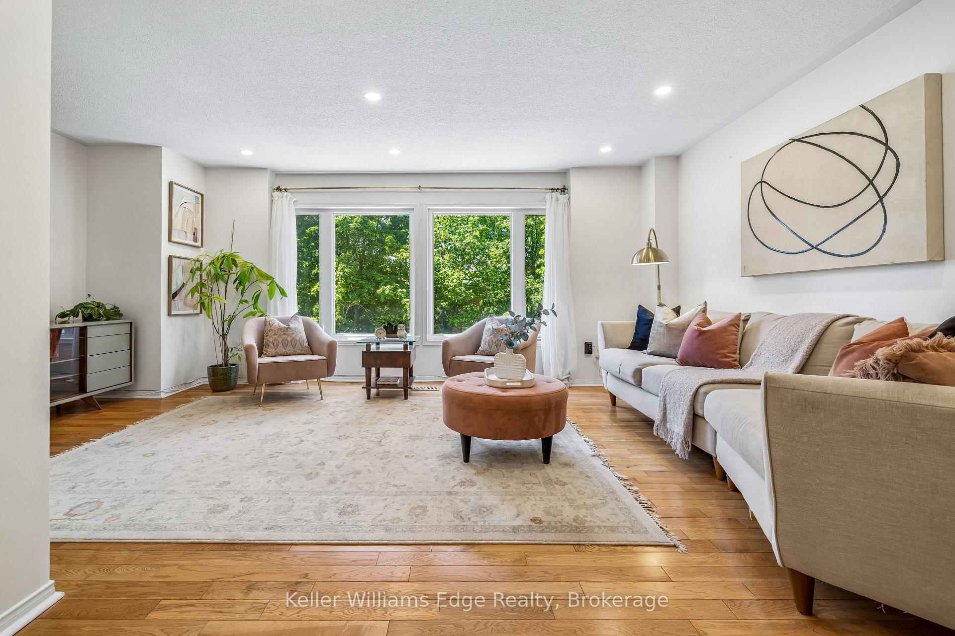 Photo 8 of 1134 Leewood Drive, Oakville, Glen Abbey — HOMEH