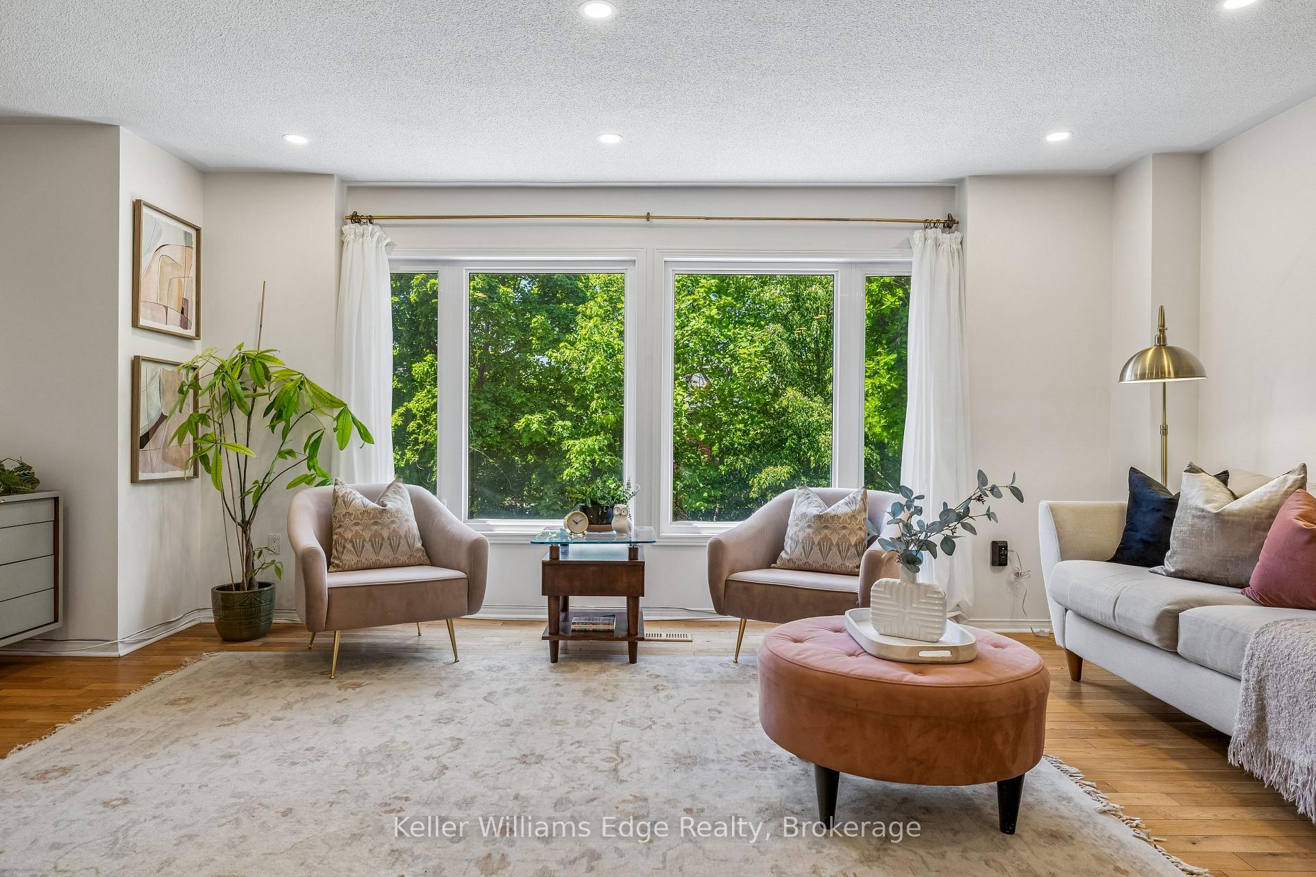 Photo 9 of 1134 Leewood Drive, Oakville, Glen Abbey — HOMEH