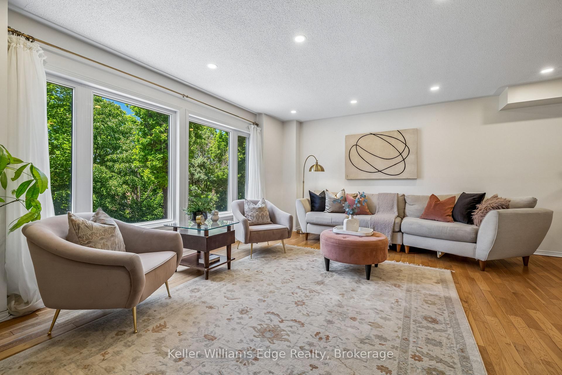Photo 11 of 1134 Leewood Drive, Oakville, Glen Abbey — HOMEH