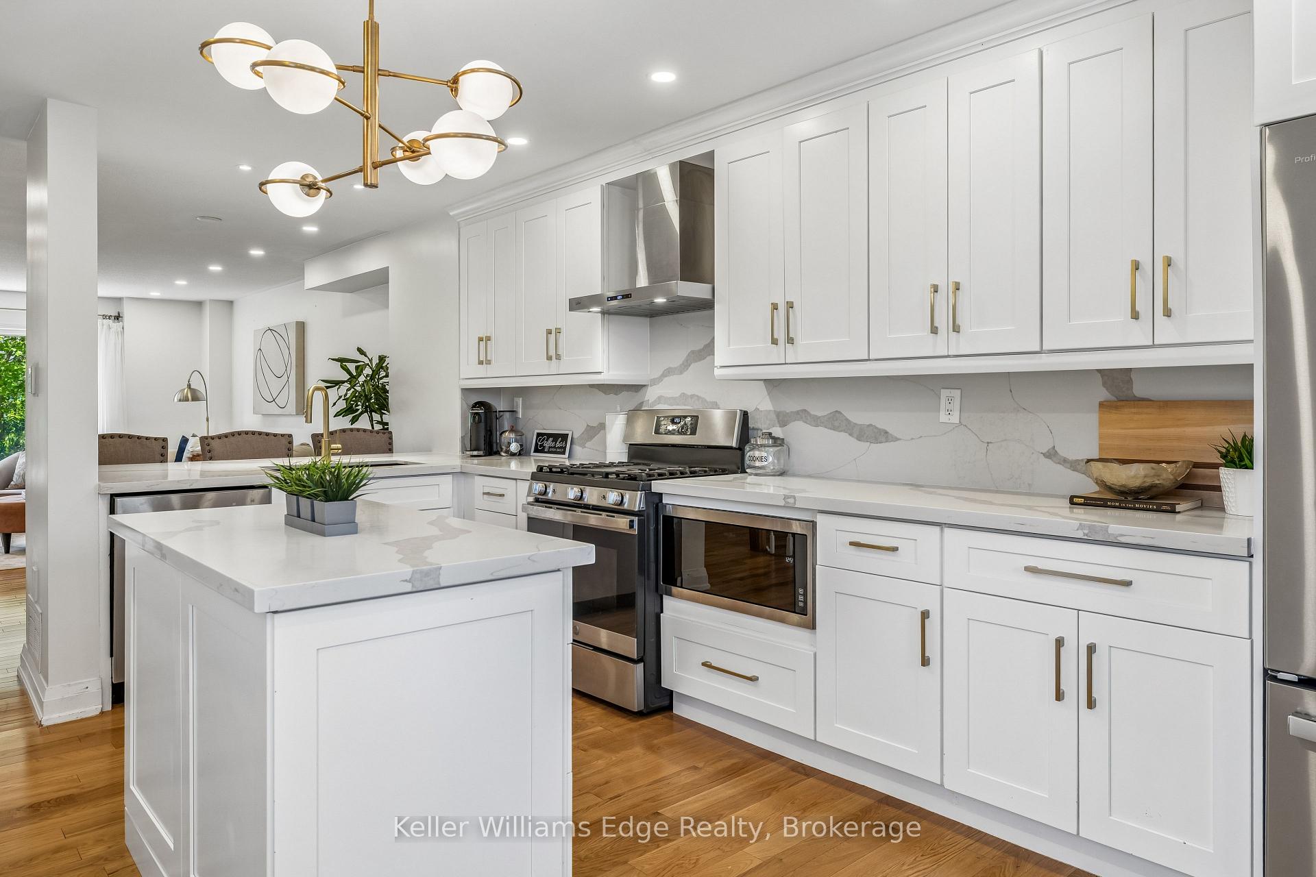 Photo 18 of 1134 Leewood Drive, Oakville, Glen Abbey — HOMEH