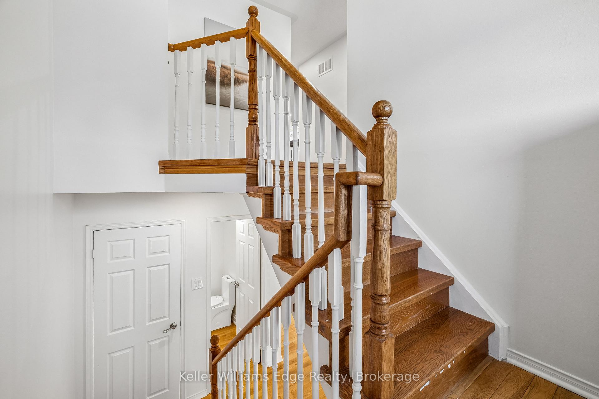 Photo 23 of 1134 Leewood Drive, Oakville, Glen Abbey — HOMEH