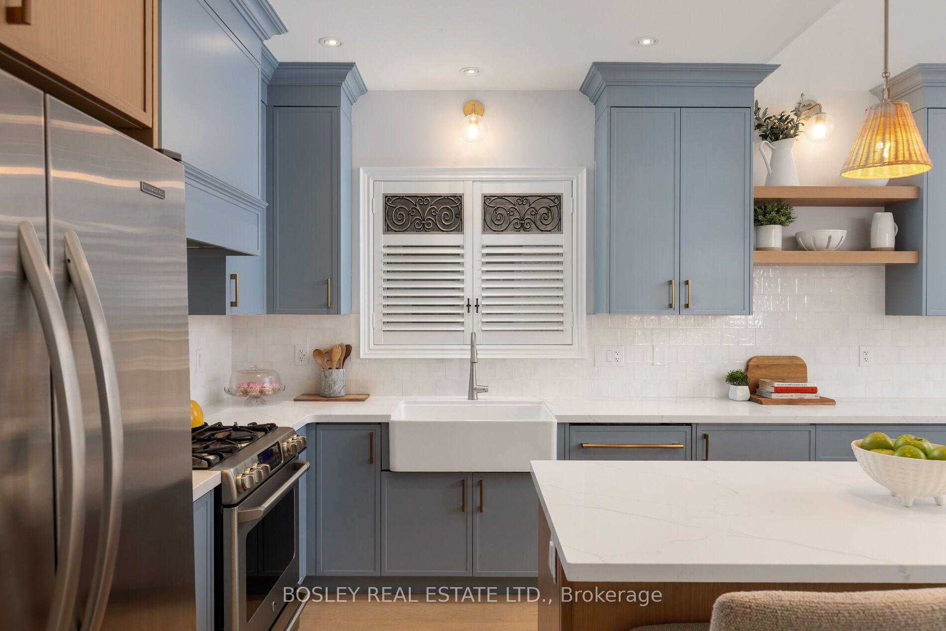 Photo 9 of 1 Heritage Estates Road, Vaughan, Patterson — HOMEH