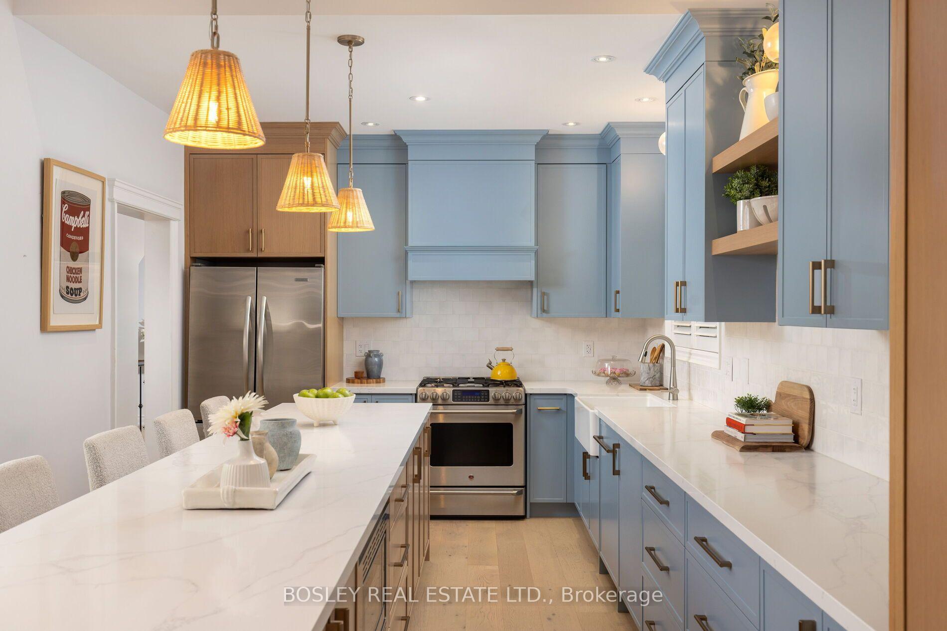 Photo 10 of 1 Heritage Estates Road, Vaughan, Patterson — HOMEH