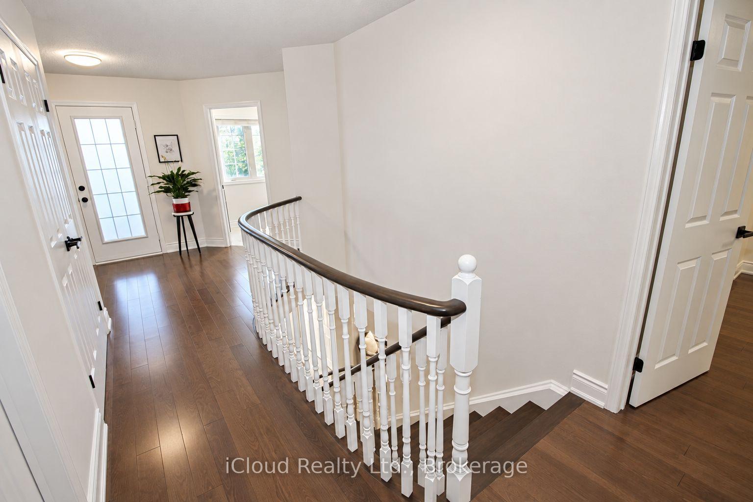 Photo 15 of 20 Beavervalley Drive, Brampton, Fletcher's Meadow — HOMEH